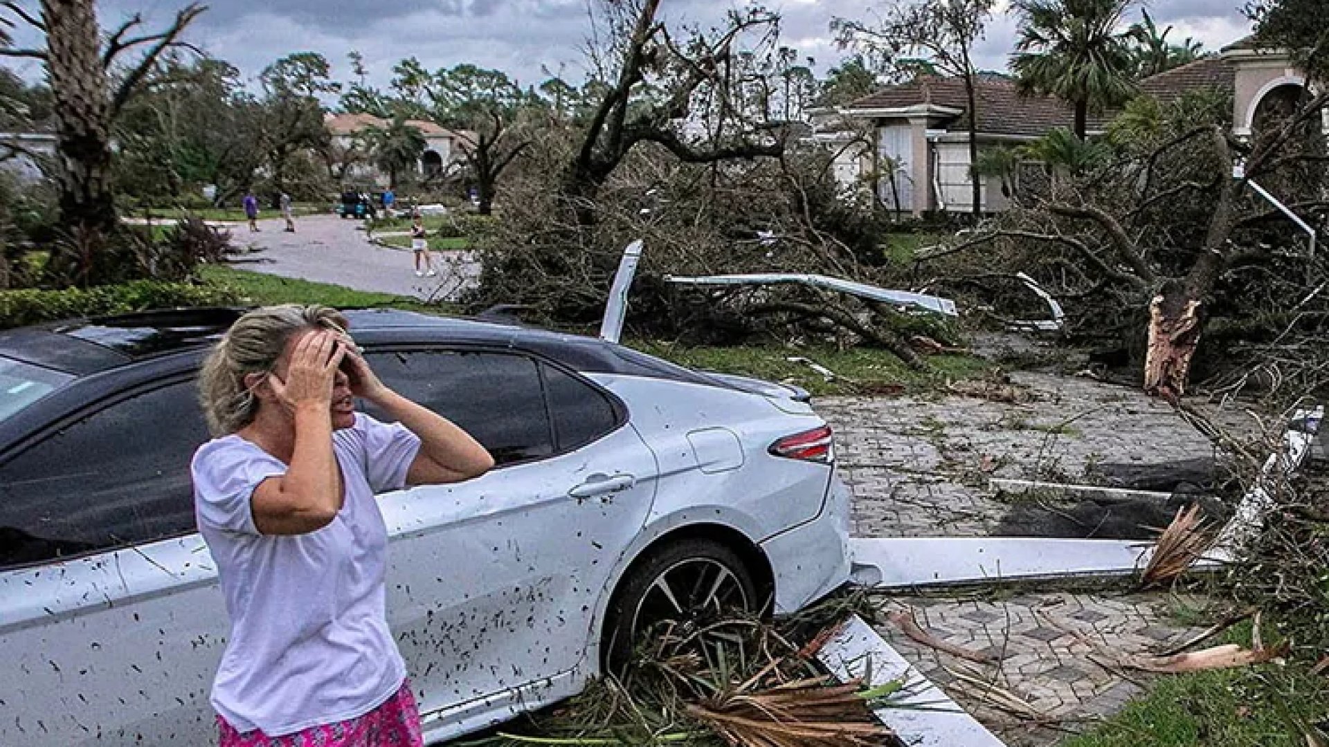 Florida reporta al menos 10 muertos por tornados causados por el huracán Milton
