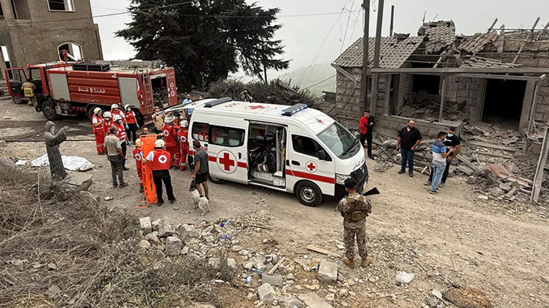 Ataque israelí mata a 21 en el norte del Líbano; Hezbolá intensifica ofensiva