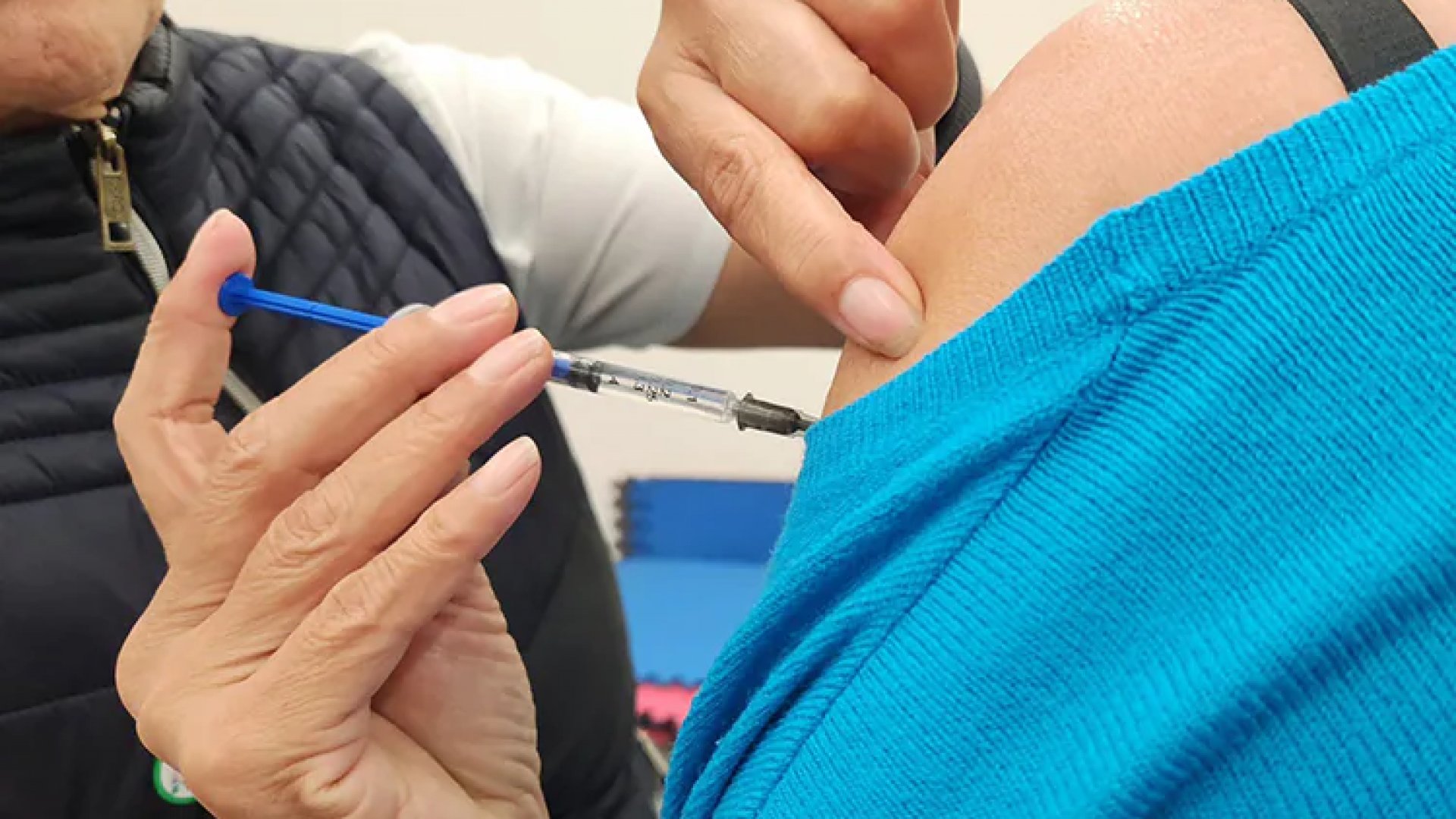 Comienza campaña de vacunación contra Covid-19 e influenza
