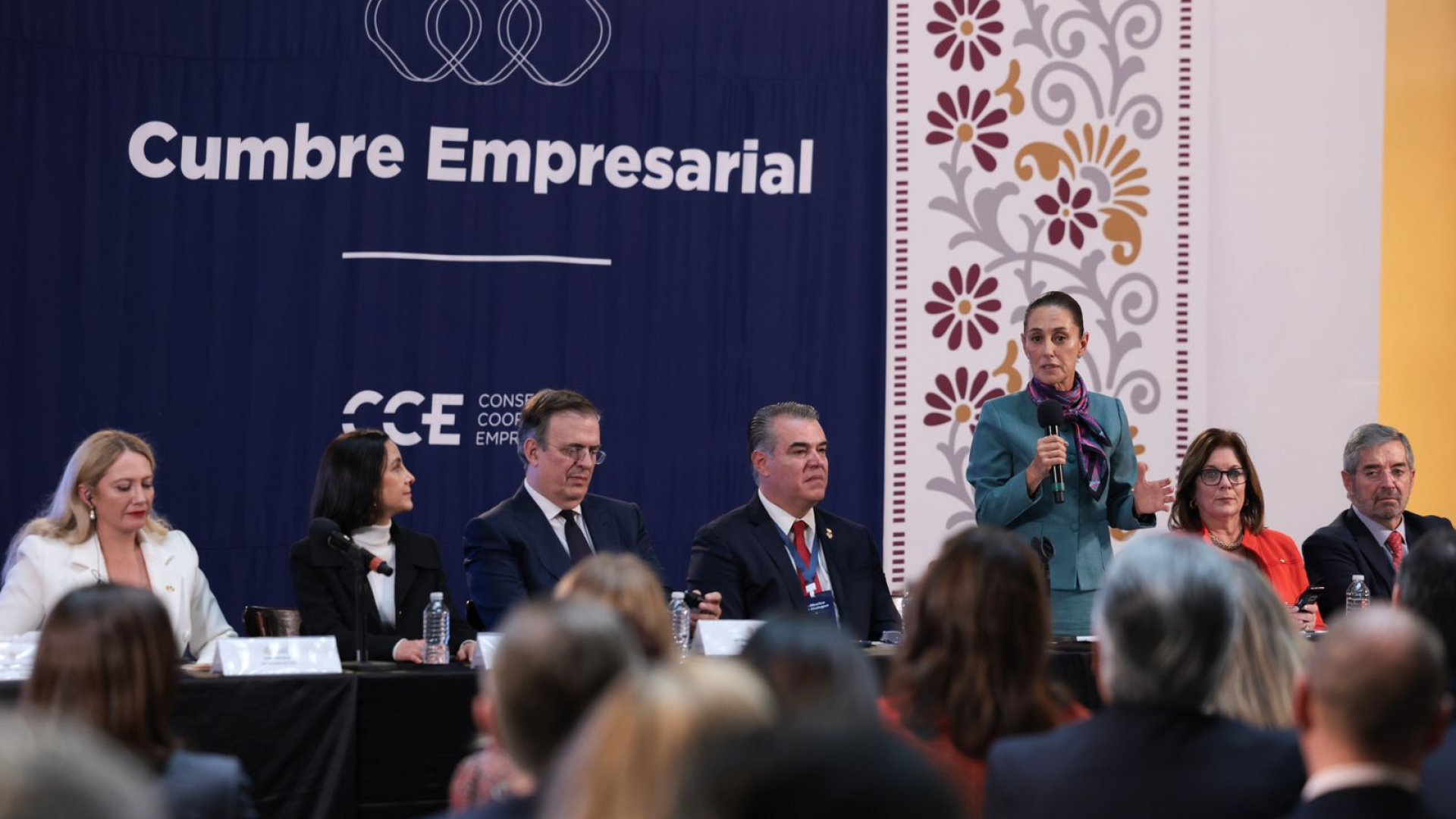 Presidenta Claudia Sheinbaum anuncia inversión de 20 mil millones de dólares en México