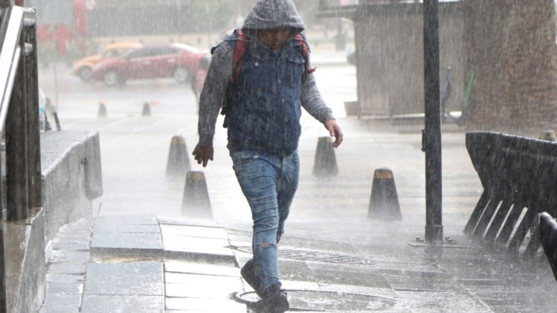 El frente frío número 4 seguirá causando lluvias y heladas