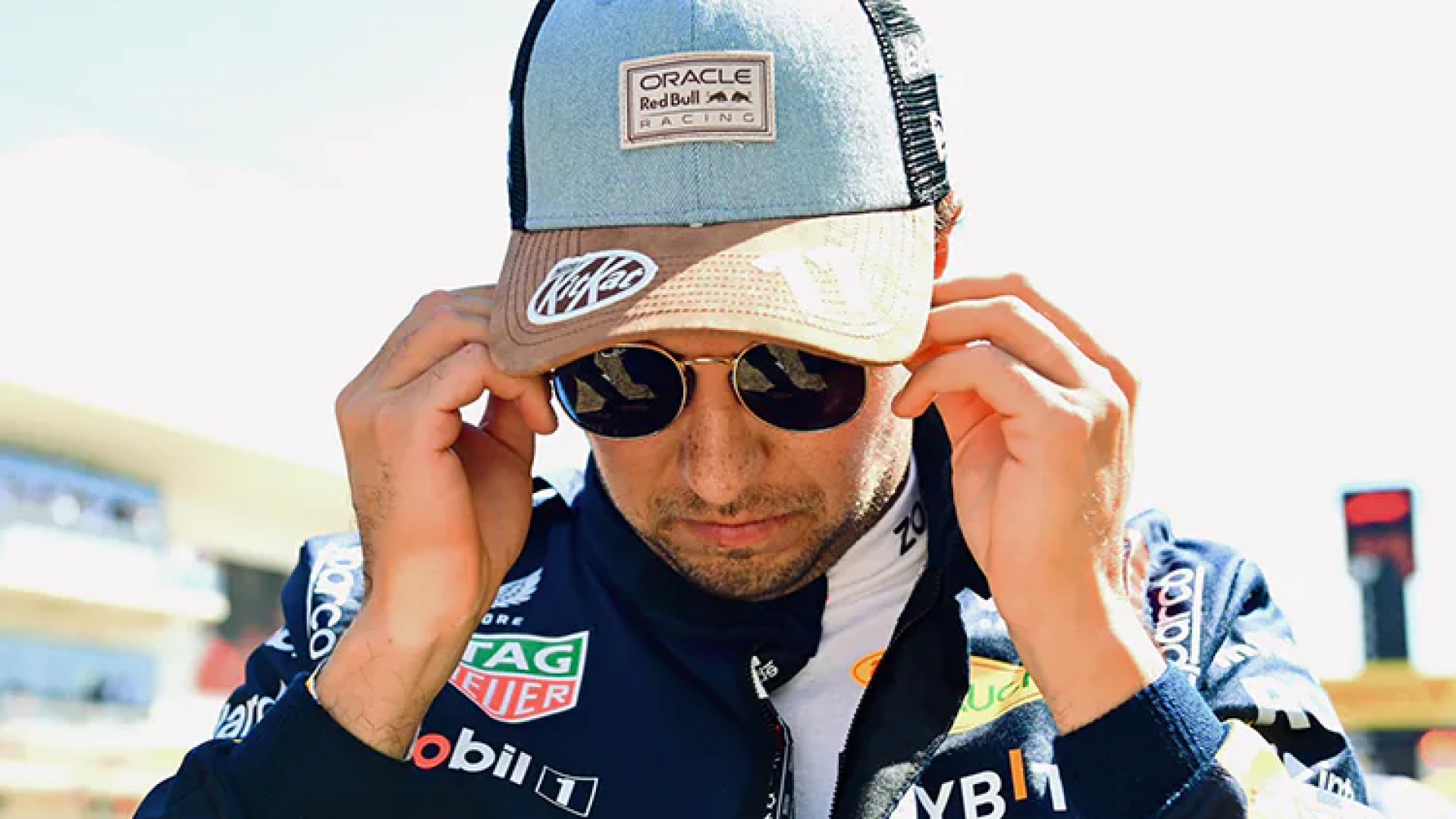 Helmut Marko confirma fecha para definir futuro de Checo Pérez en Red Bull