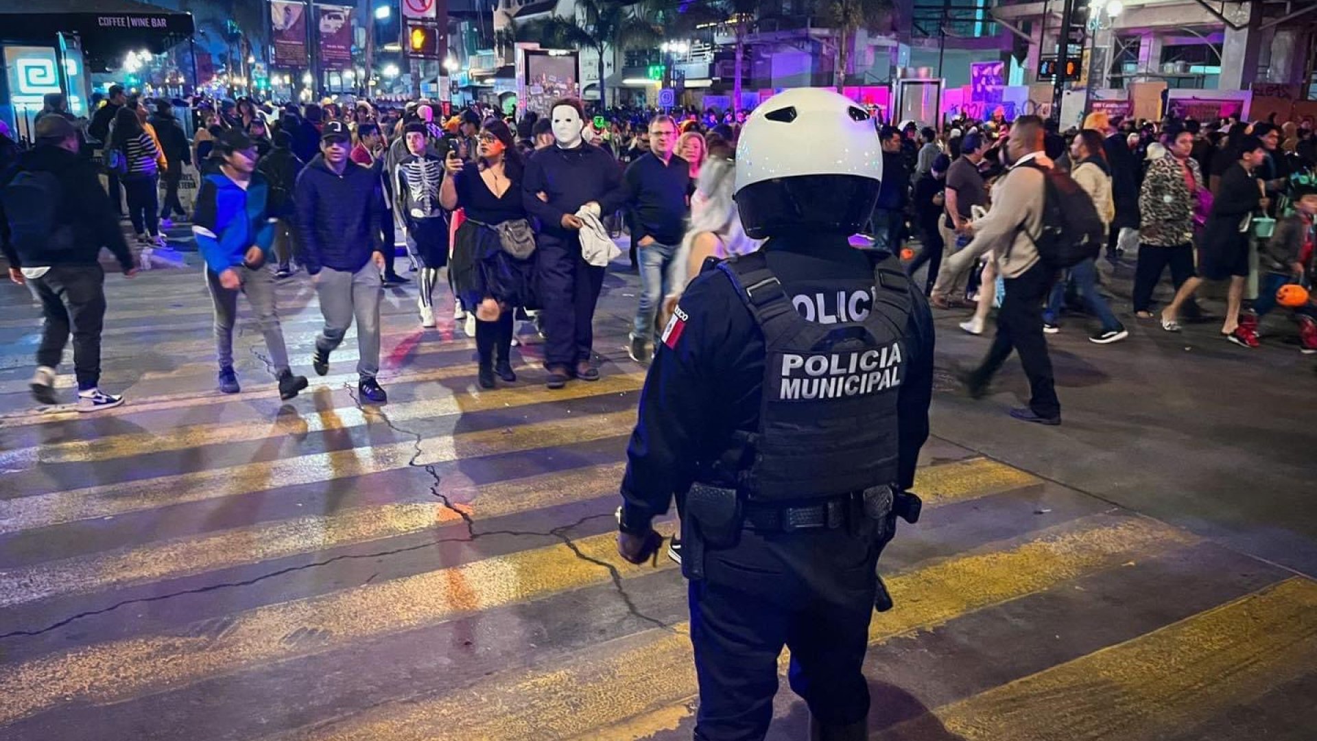 Estará prohibido usar máscaras de Halloween en Tijuana