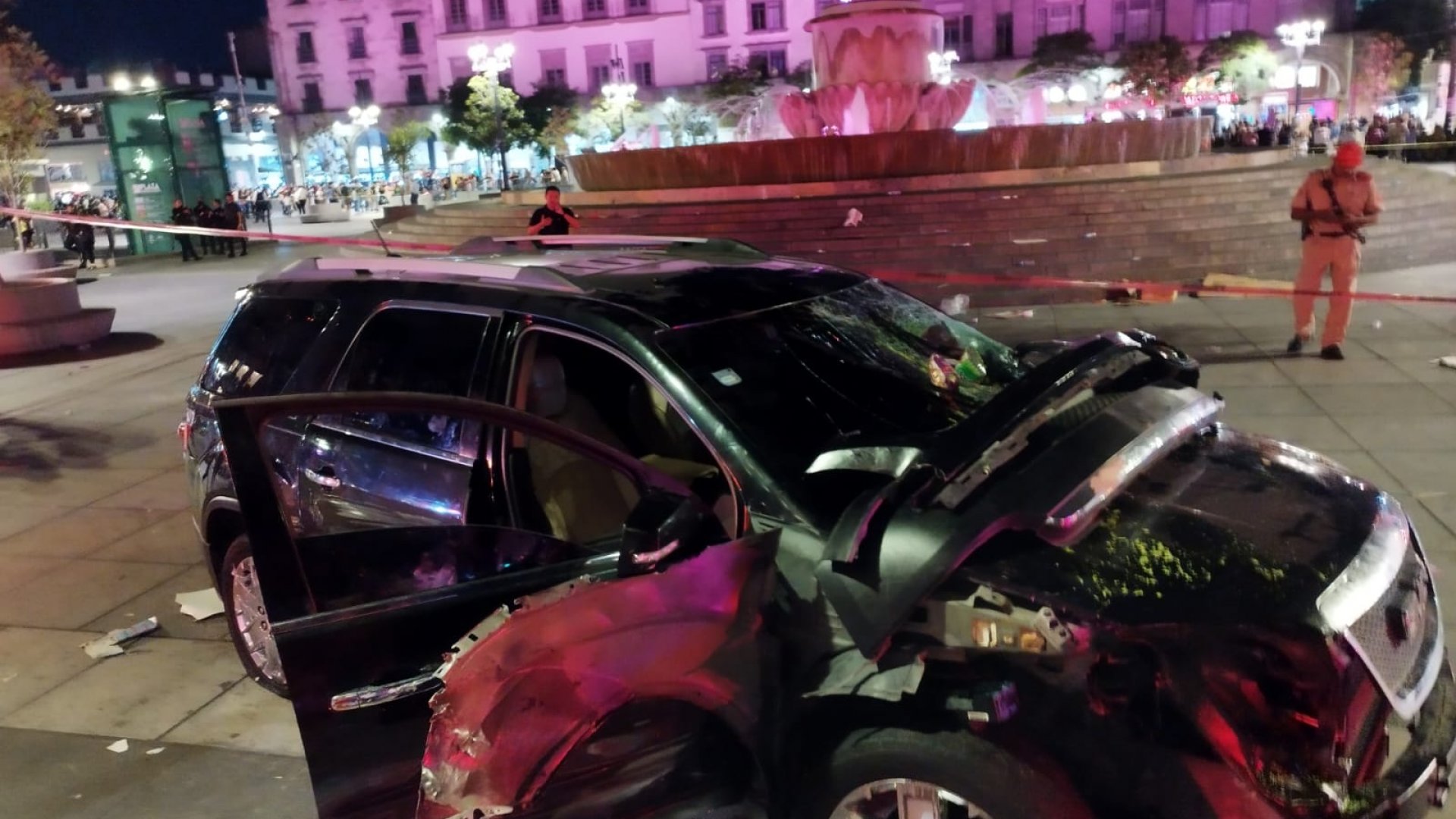 Arrollan a 16 personas afuera de la Catedral de Guadalajara