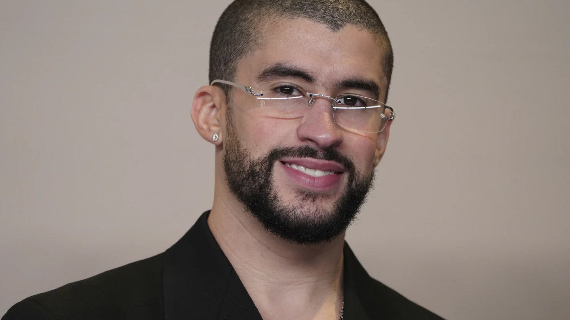 Bad Bunny comparte mensaje de apoyo a Kamala Harris