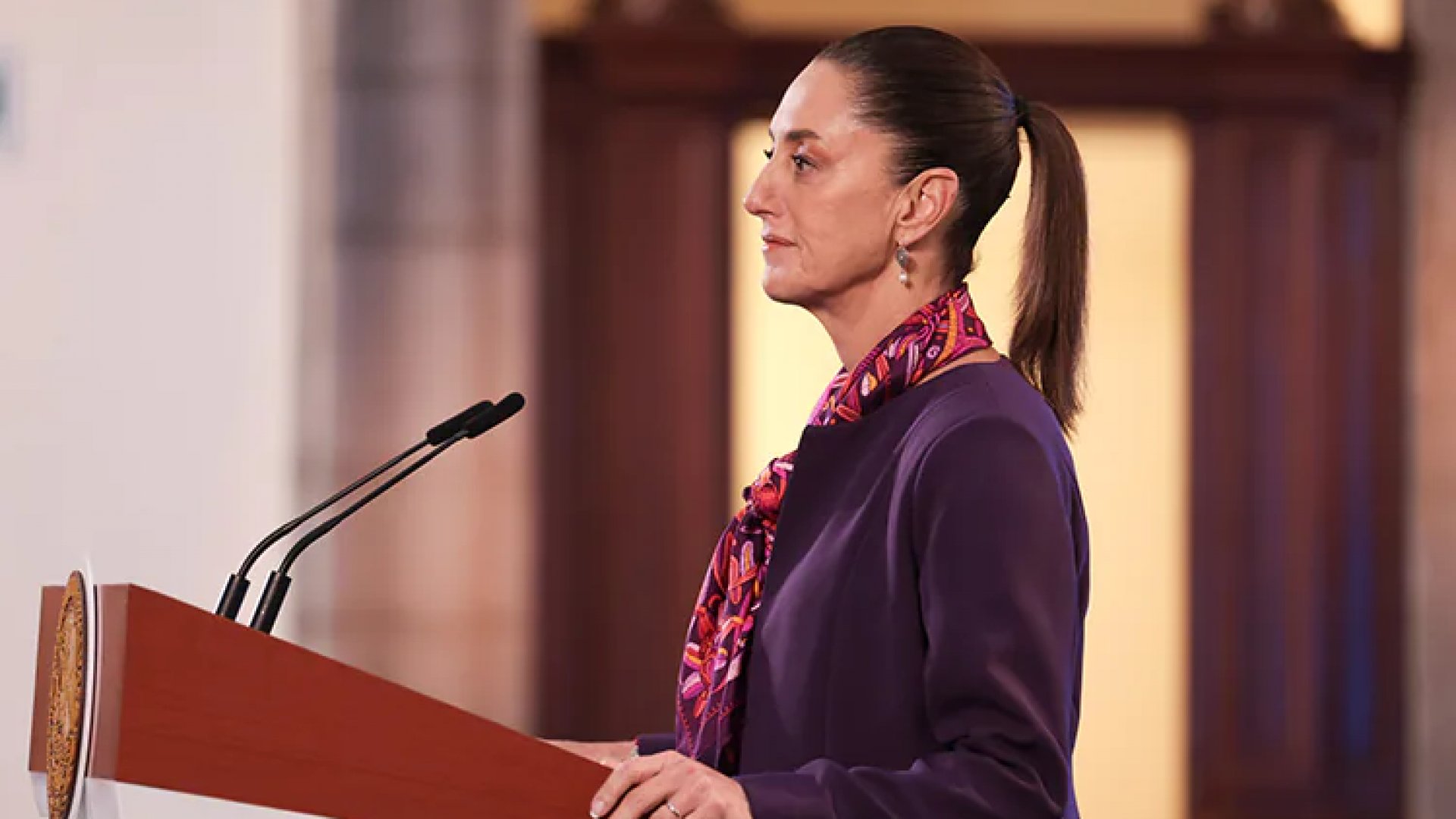 Sheinbaum destaca reforma de programas del Bienestar; critica oposición del PAN