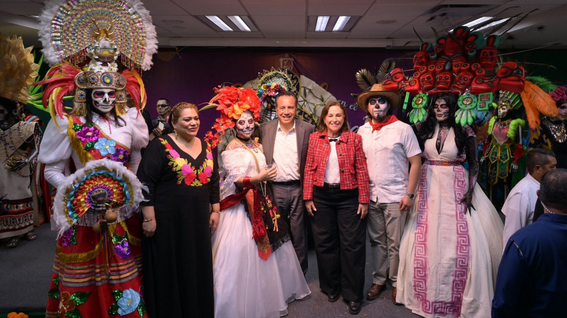 Día de Muertos, tradición única y milenaria que debemos proteger y fomentar: Rocío Nahle