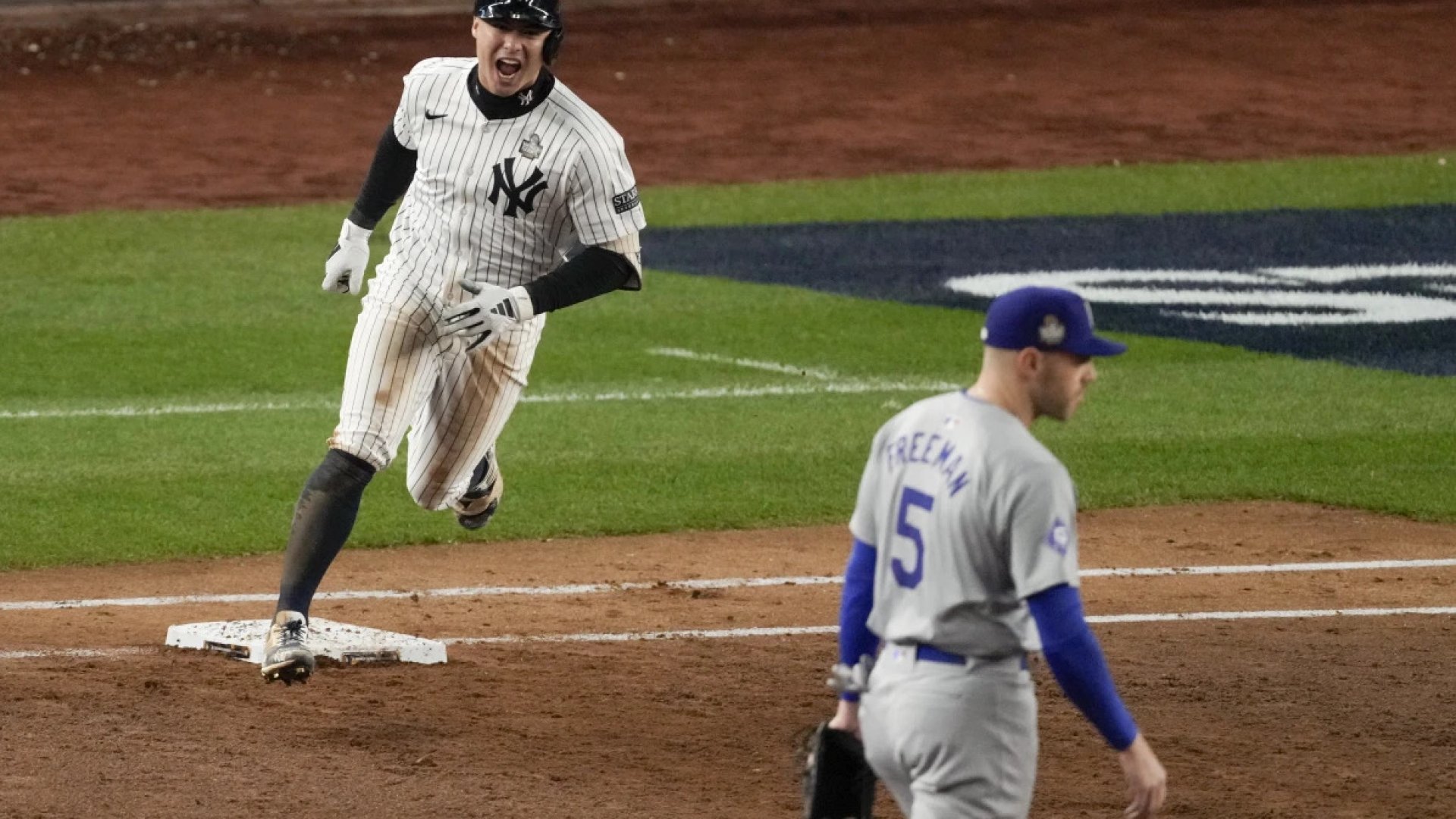 Con lluvia de carreras, los New York Yankees derrotaron a Los Angeles Dodgers 