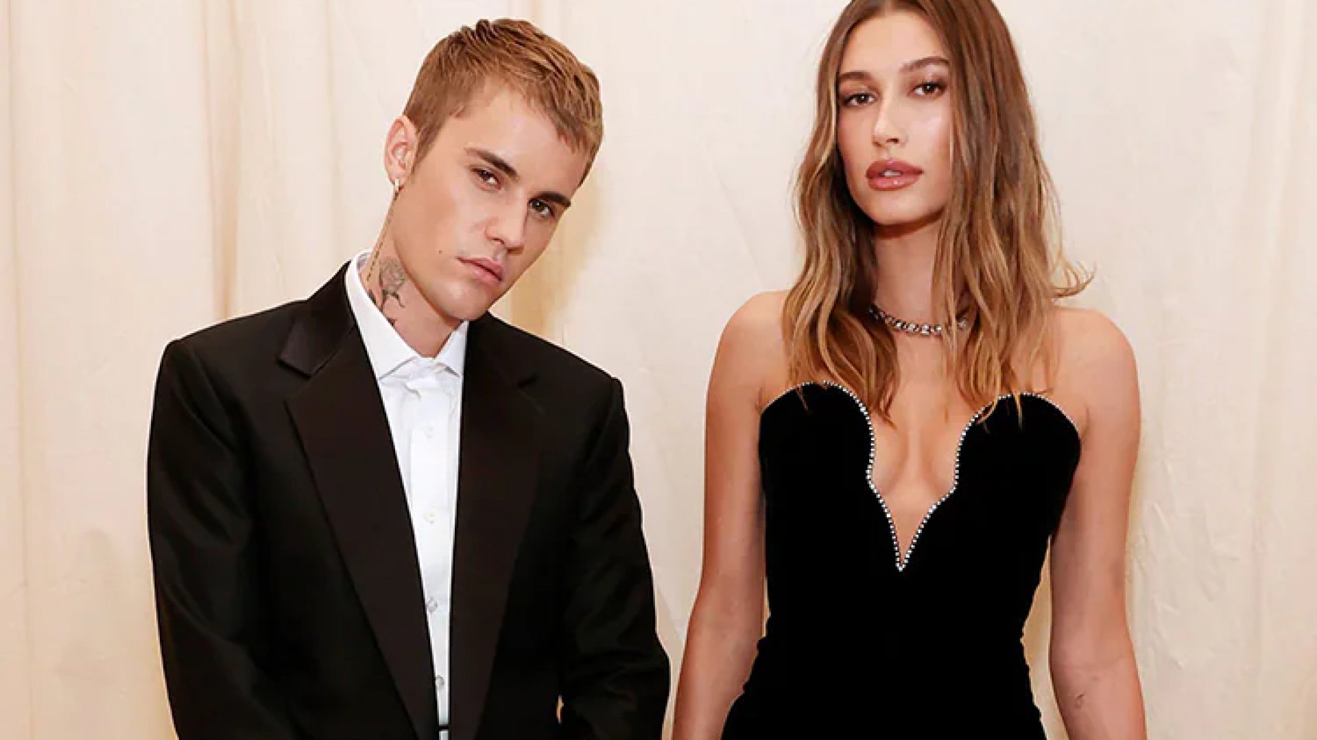 Hailey Bieber revela primera foto de su hijo con un guiño electoral