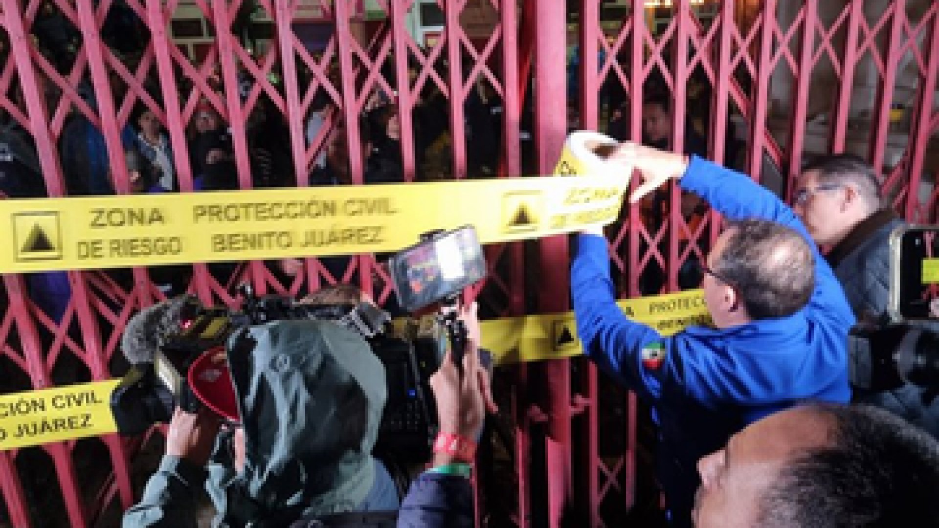 Clausuran Plaza de Toros y Estadio Ciudad de los Deportes