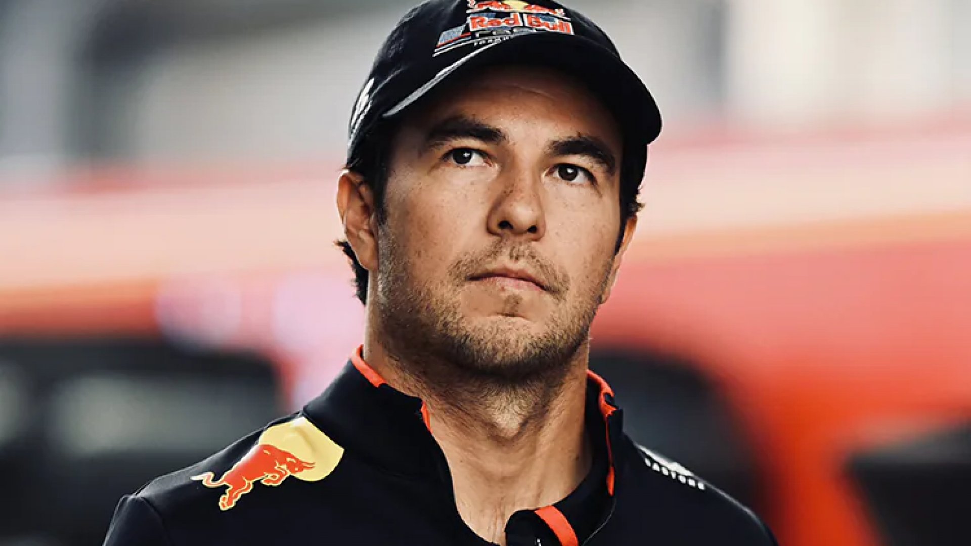 Checo admite que “nada funcionó” en Sao Paulo; Horner, frustrado por trompo “molesto”