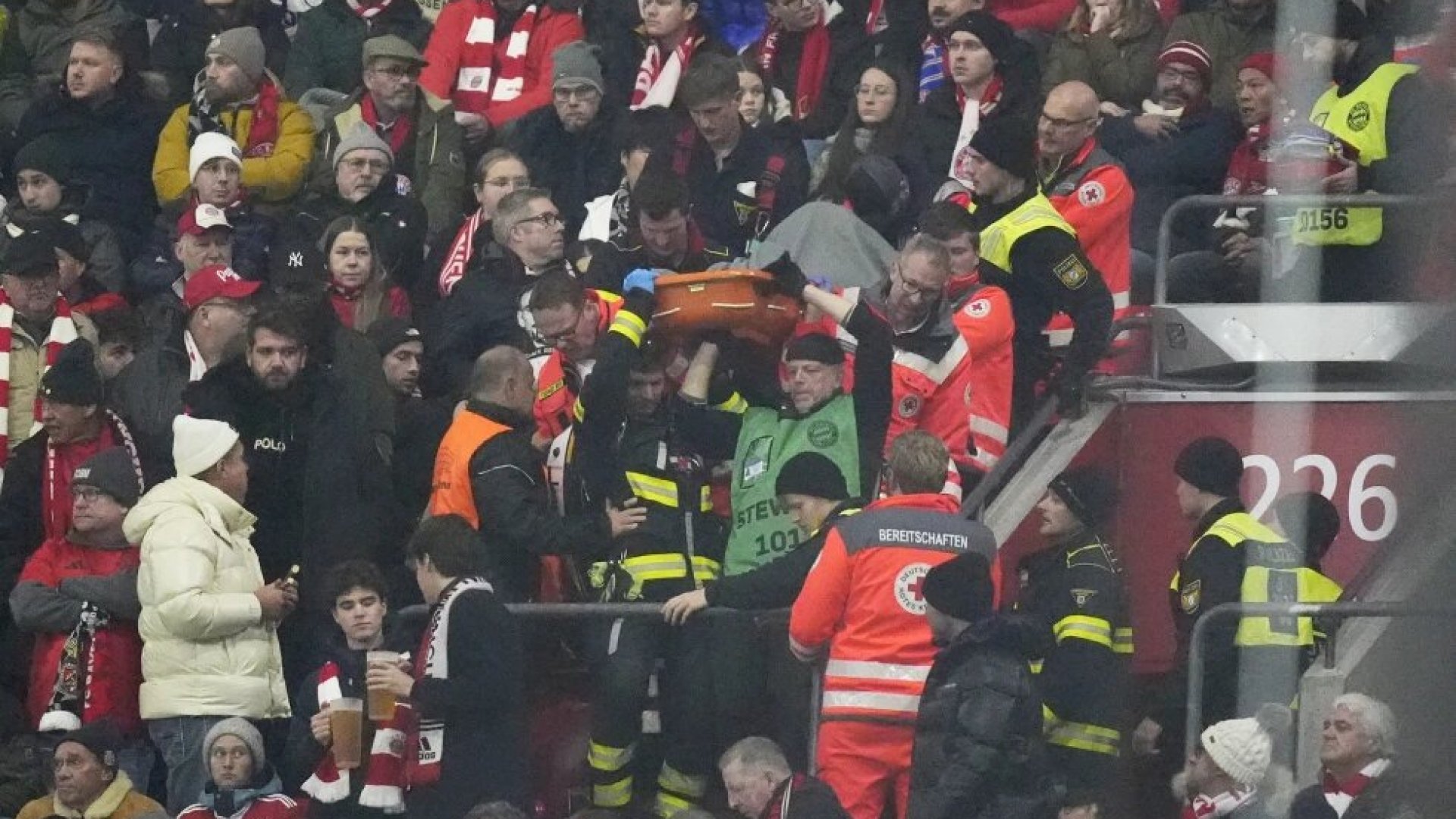 Emergencia médica opaca victoria de Bayern en la Champions
