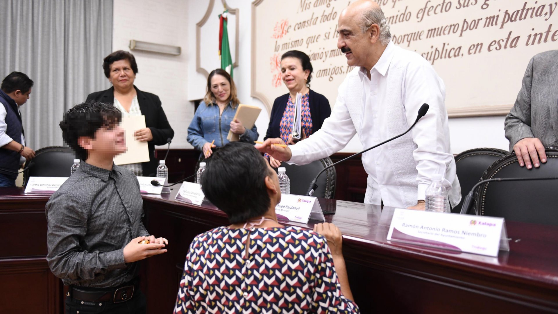 Aprueba Cabildo programa de regularización para locatarios del mercado Galeana