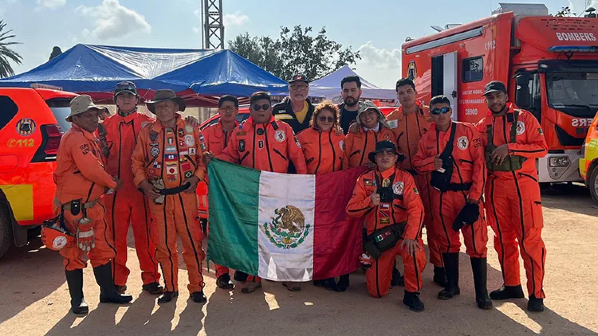 ¿Quiénes son los Topos Azteca, brigada que ayuda en España tras inundaciones?
