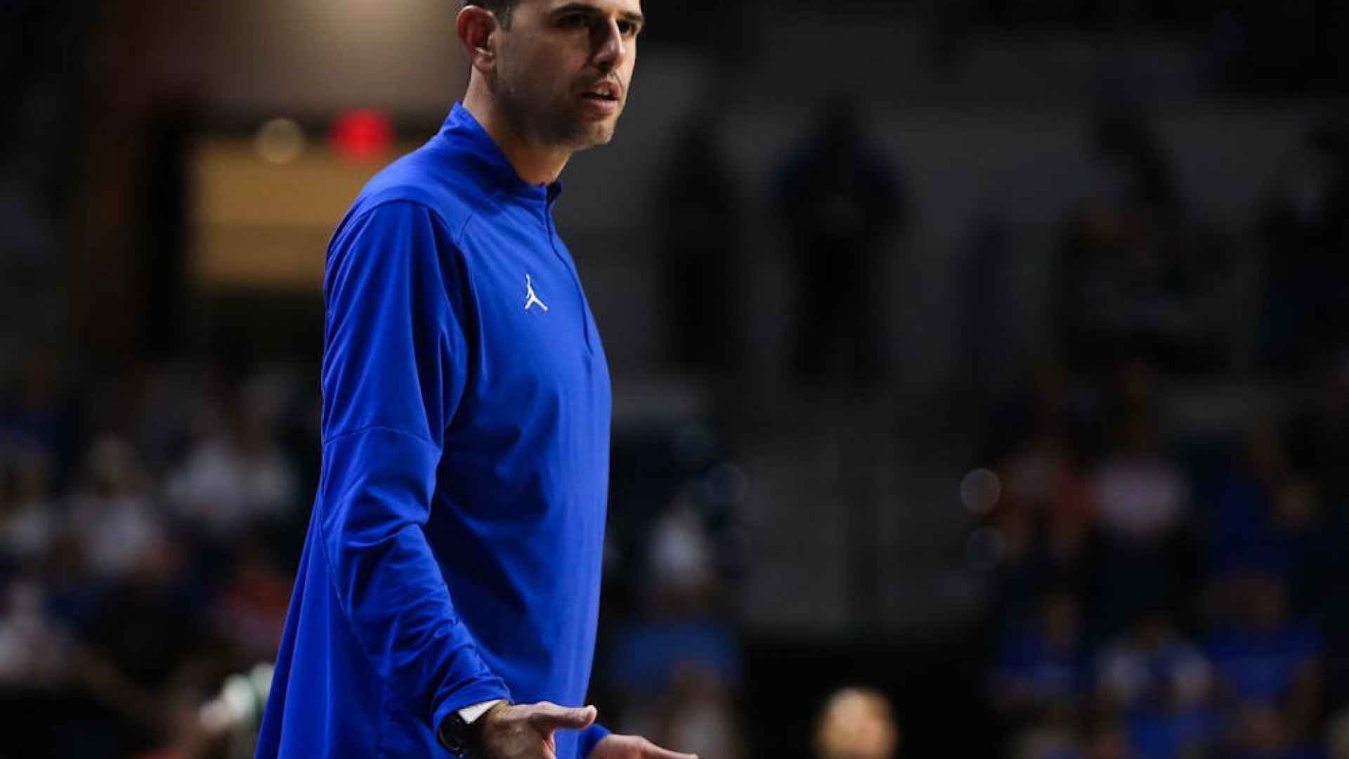 Todd Golden, entrenador de Florida, acusado de acoso sexual