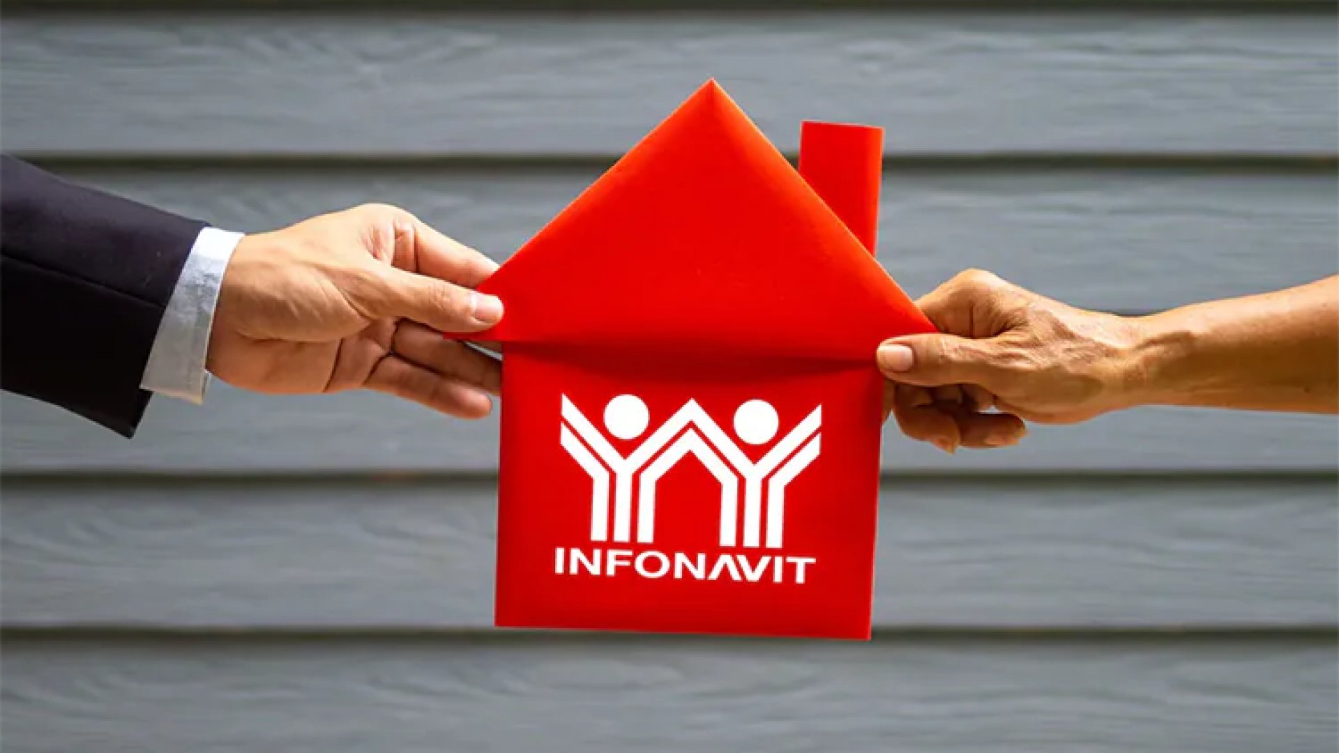 Infonavit congela mensualidades para créditos “impagables”