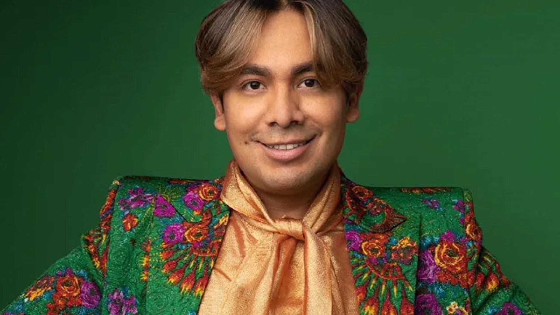 Ricardo Peralta sufre crisis de ansiedad tras abucheos en evento de “Wicked”