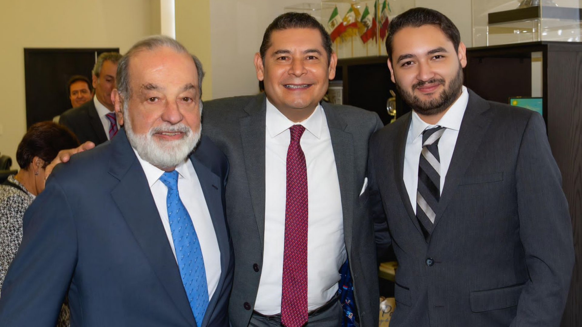 Armenta traza ruta de inversión y tecnología al servicio de Puebla