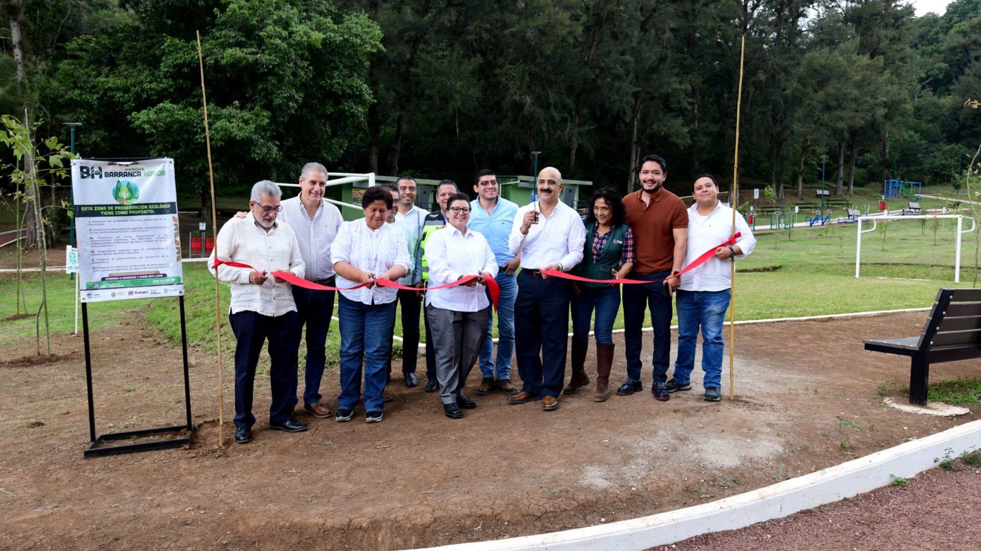 Inaugura Ricardo Ahued el Parque Barranca Honda