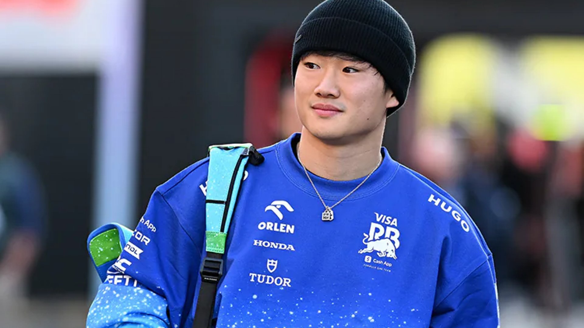 Detienen en pijama a Yuki Tsunoda en migración de EU ¡y casi lo deportan!
