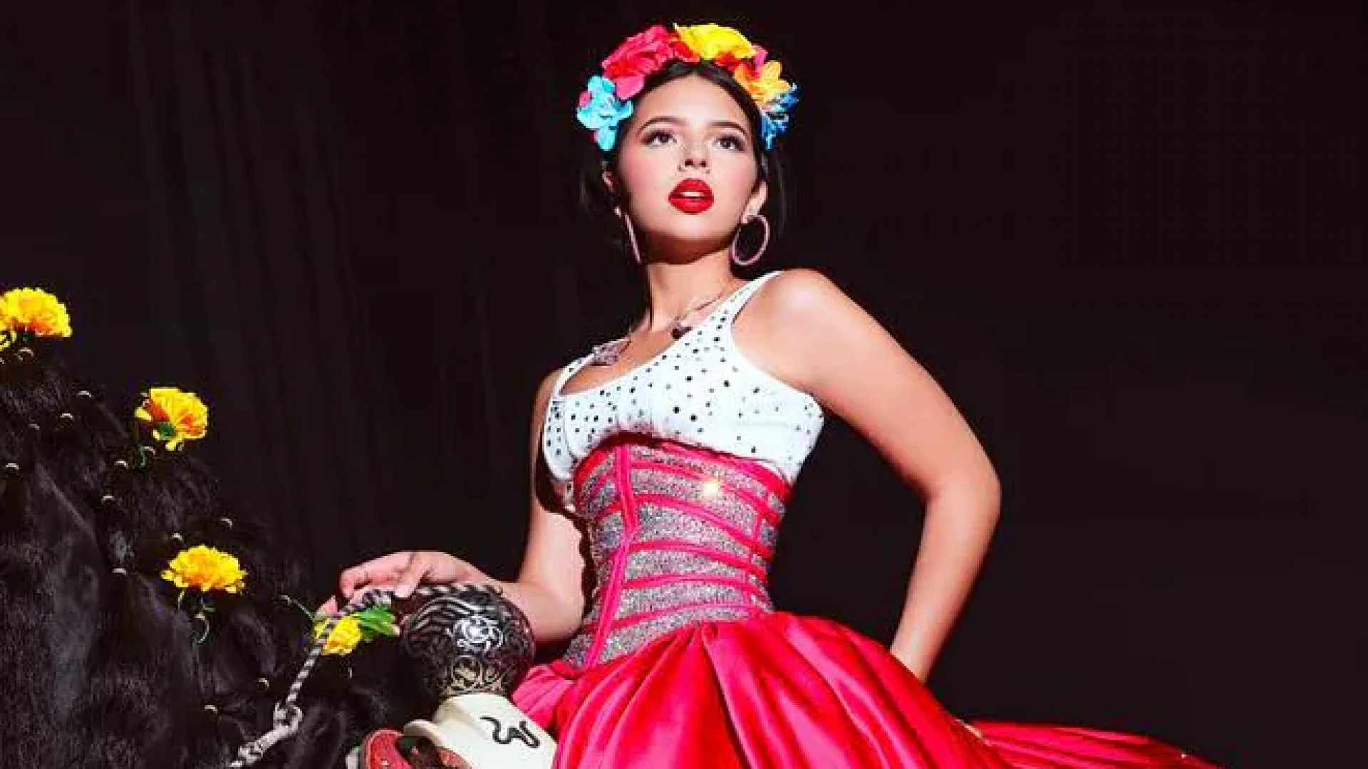 Ángela Aguilar le cantaría “Las mañanitas” a la Virgen de Guadalupe; la atacan en redes