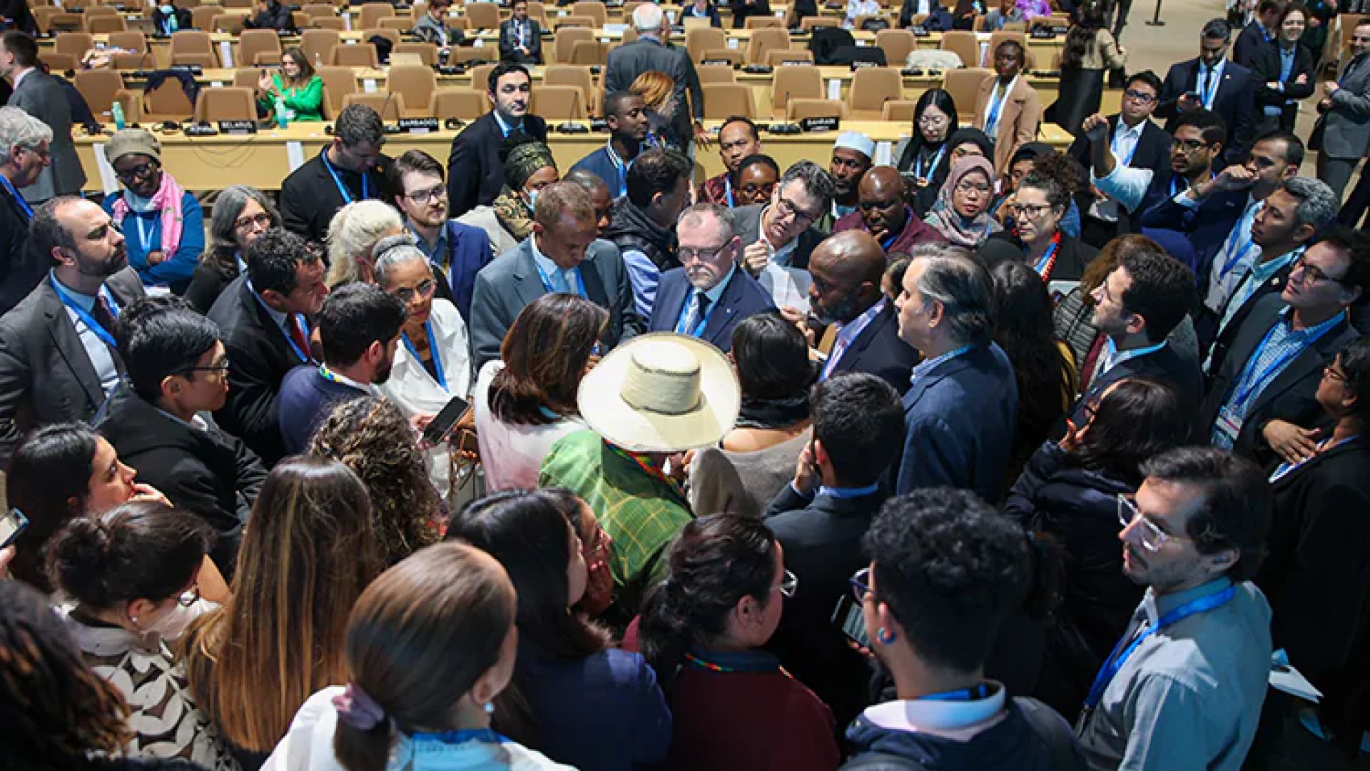 Colapsa COP29: Países en desarrollo se retiran tras exigir mayor financiamiento climático