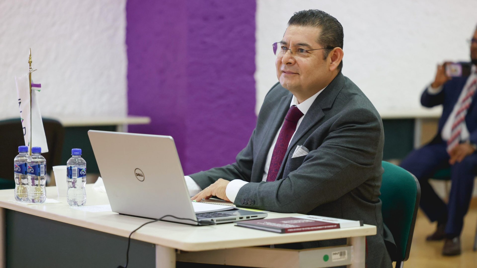 La educación pública es una herramienta de superación: Armenta