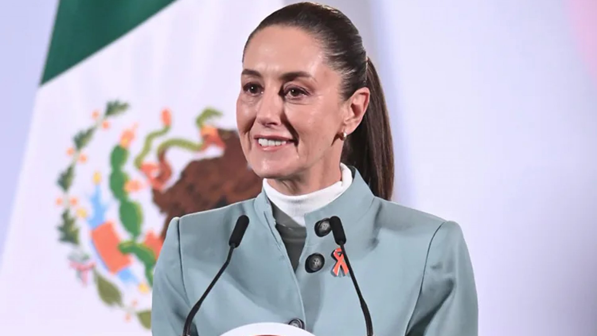 Sheinbaum felicita a Uruguay por elección de Yamandú Orsi como su presidente