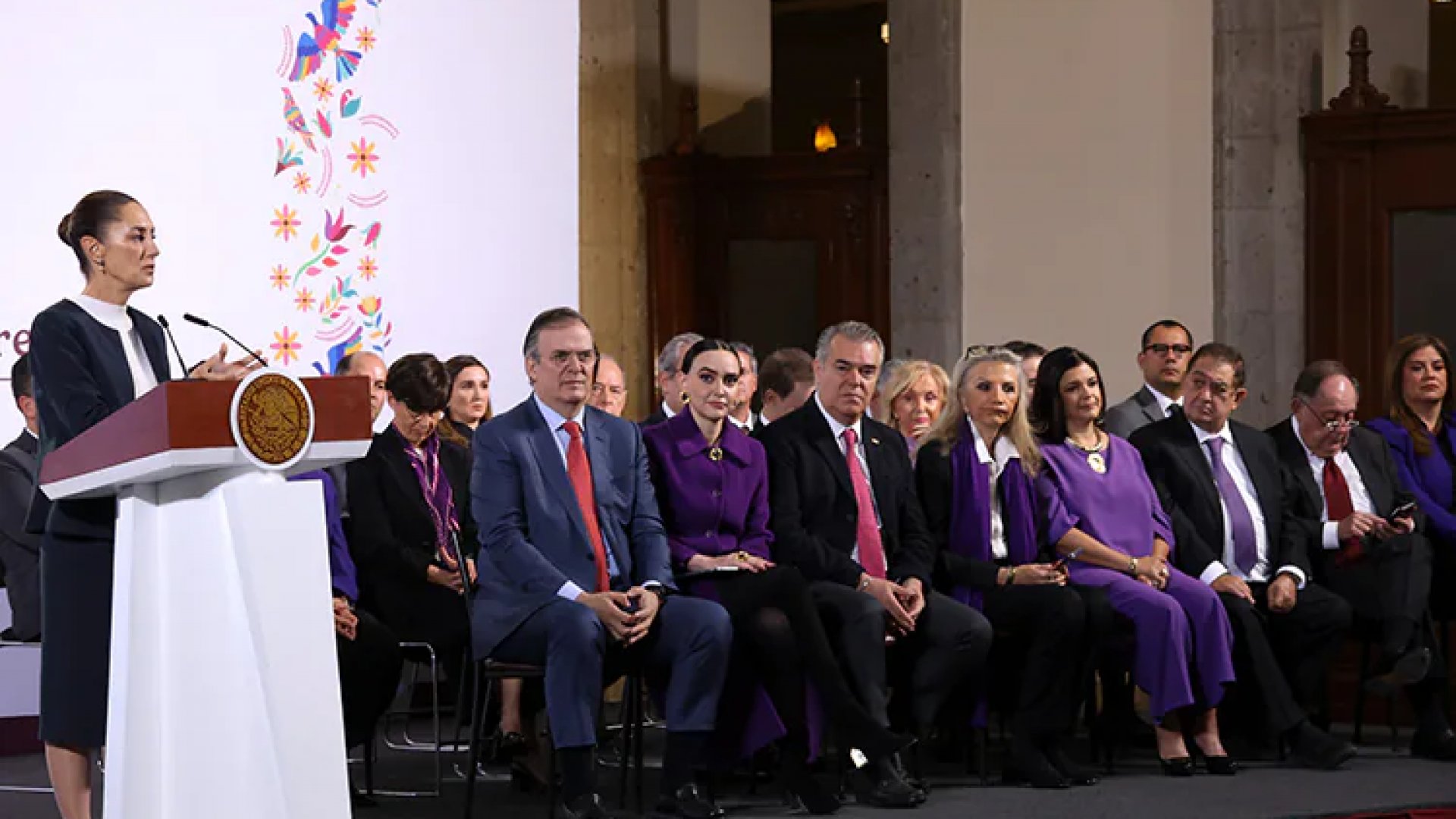 Sheinbaum presenta al Consejo Asesor de Desarrollo Económico Regional y Relocalización
