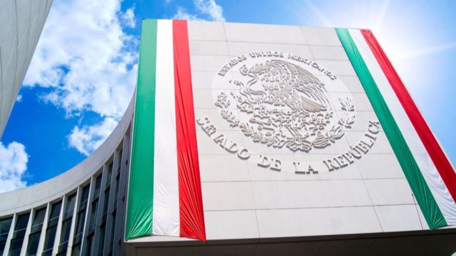 Senado ratifica a Raquel Buenrostro como secretaria de la Función Pública