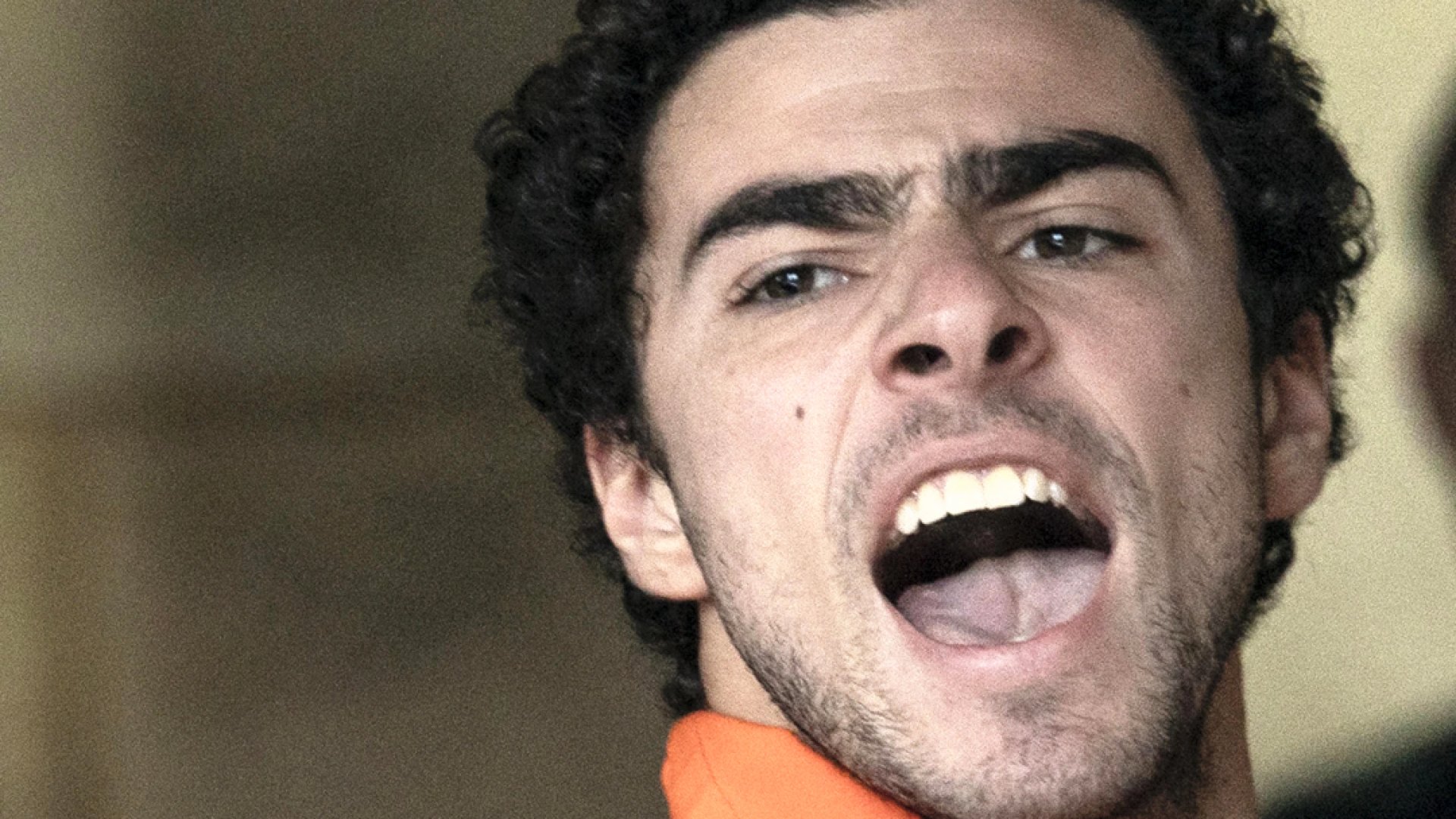 Luigi Mangione es acusado oficialmente de asesinato