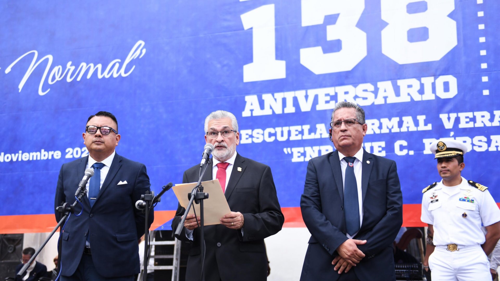 Refrendan Ayuntamiento y Normal Veracruzana alianza por la educación