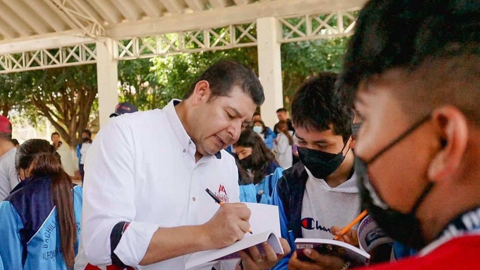 Con apoyo de Sheinbaum, llegará la Universidad Rosario Castellanos a Puebla