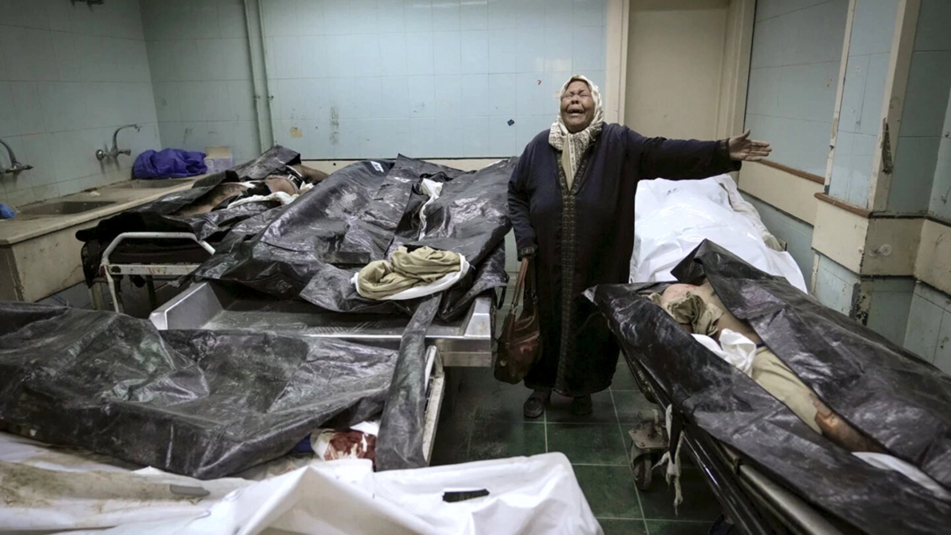 La búsqueda de los desaparecidos en las morgues de Siria