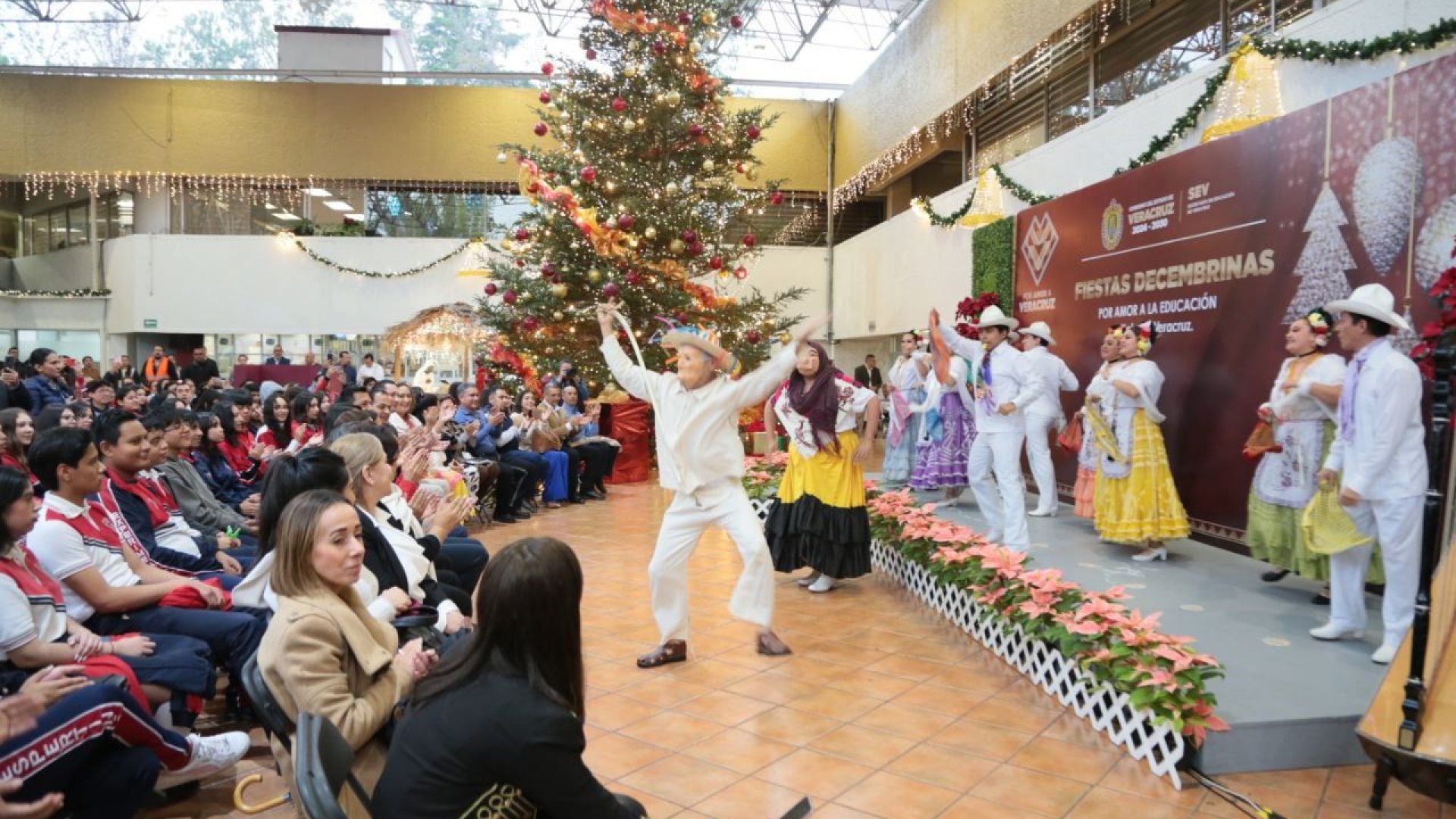 Por amor a Veracruz, SEV fortalece tradiciones e identidad cultural