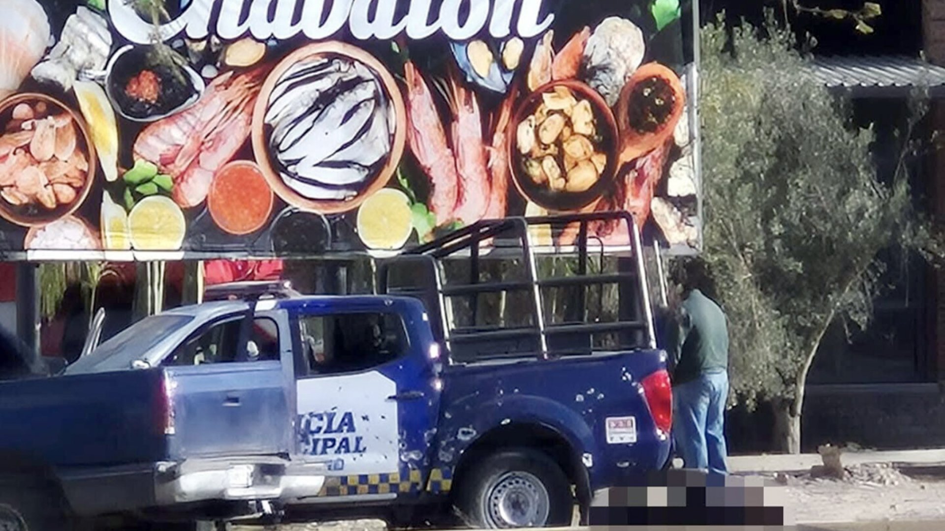 Video l Sicarios graban ataque a policías de Jerécuaro