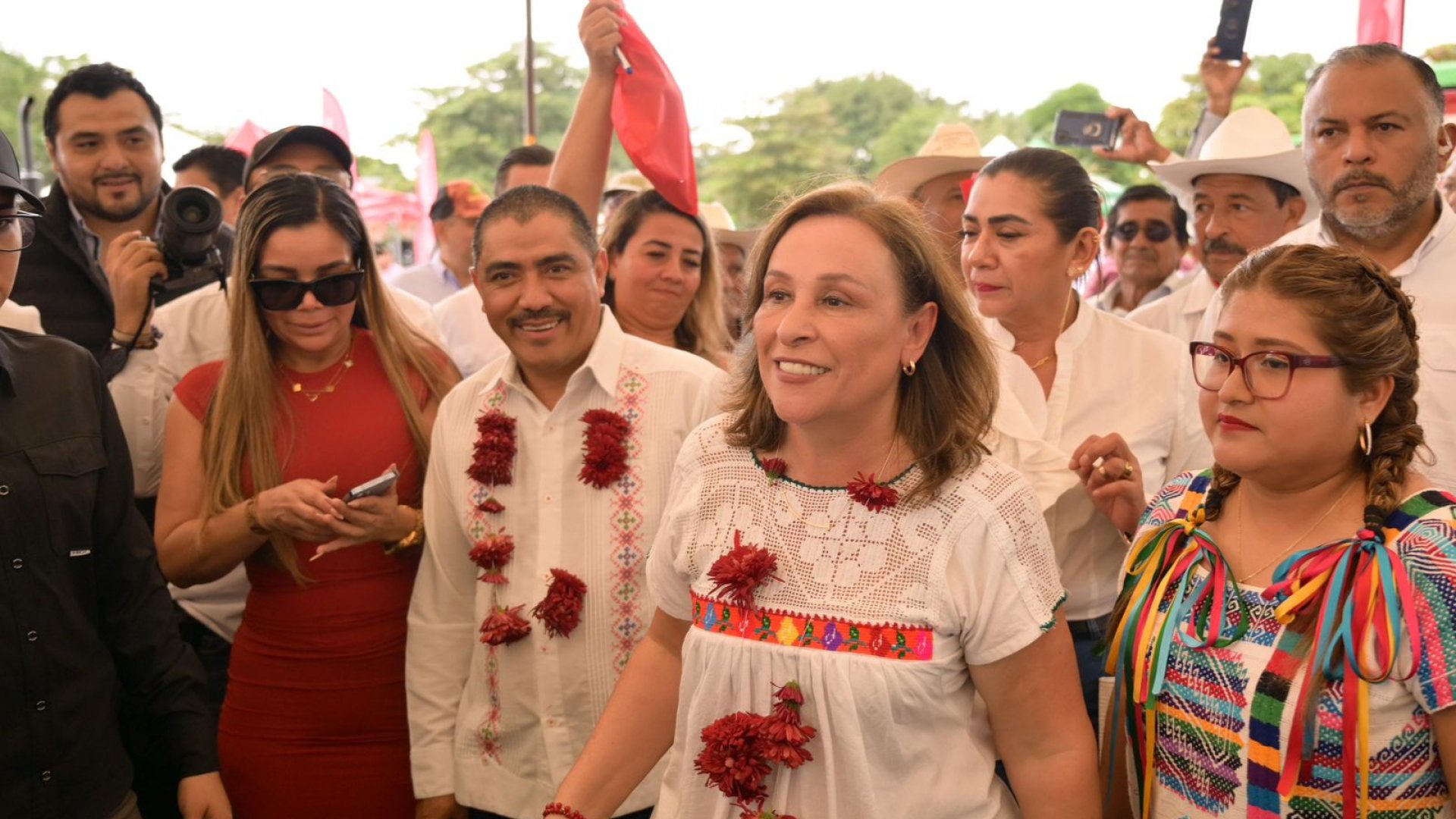Seguridad y bienestar: Rocío Nahle anuncia mejoras para policías