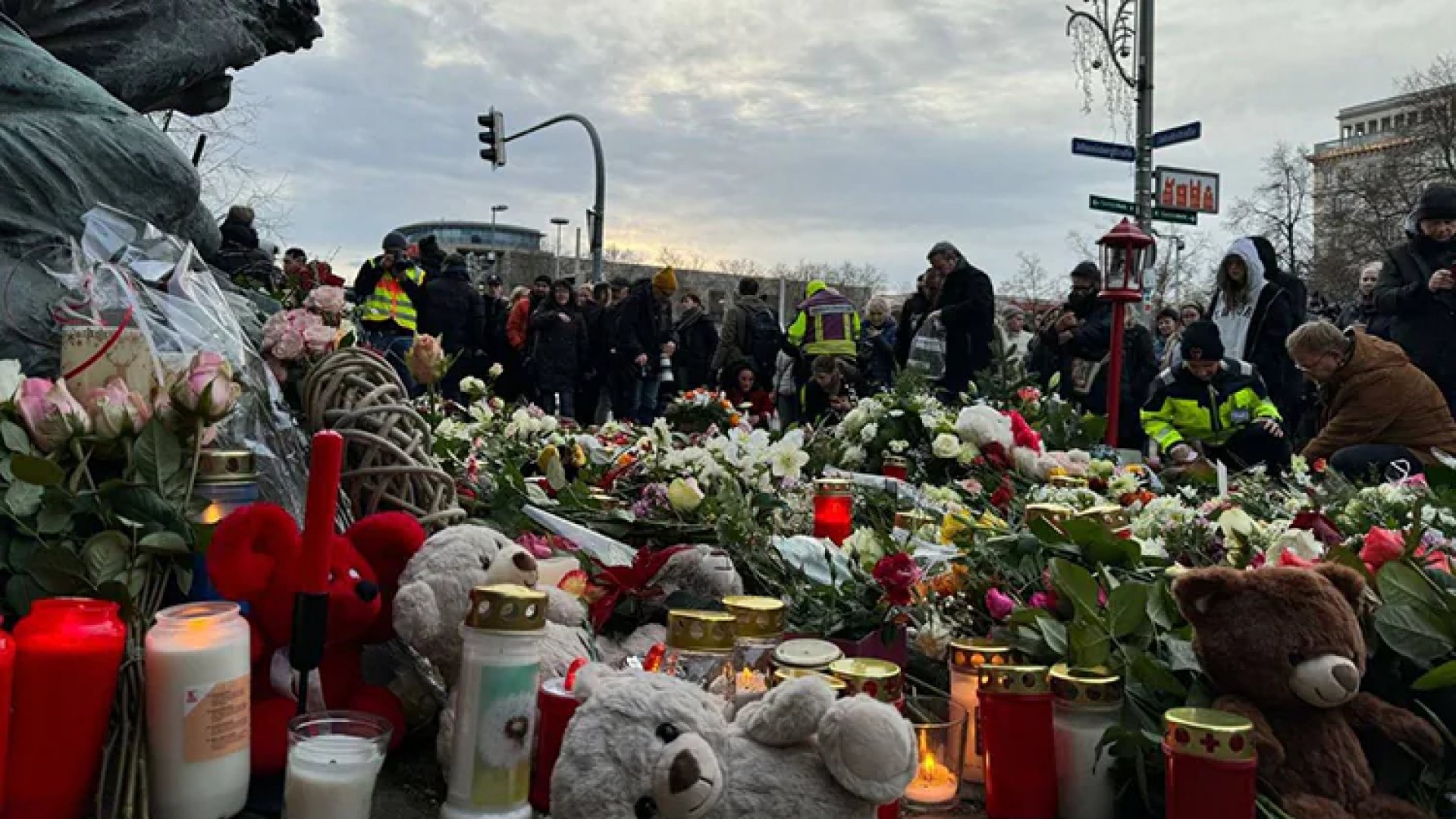 Magdeburgo: Van más de 200 heridos y cinco muertos por embestida en mercado navideño