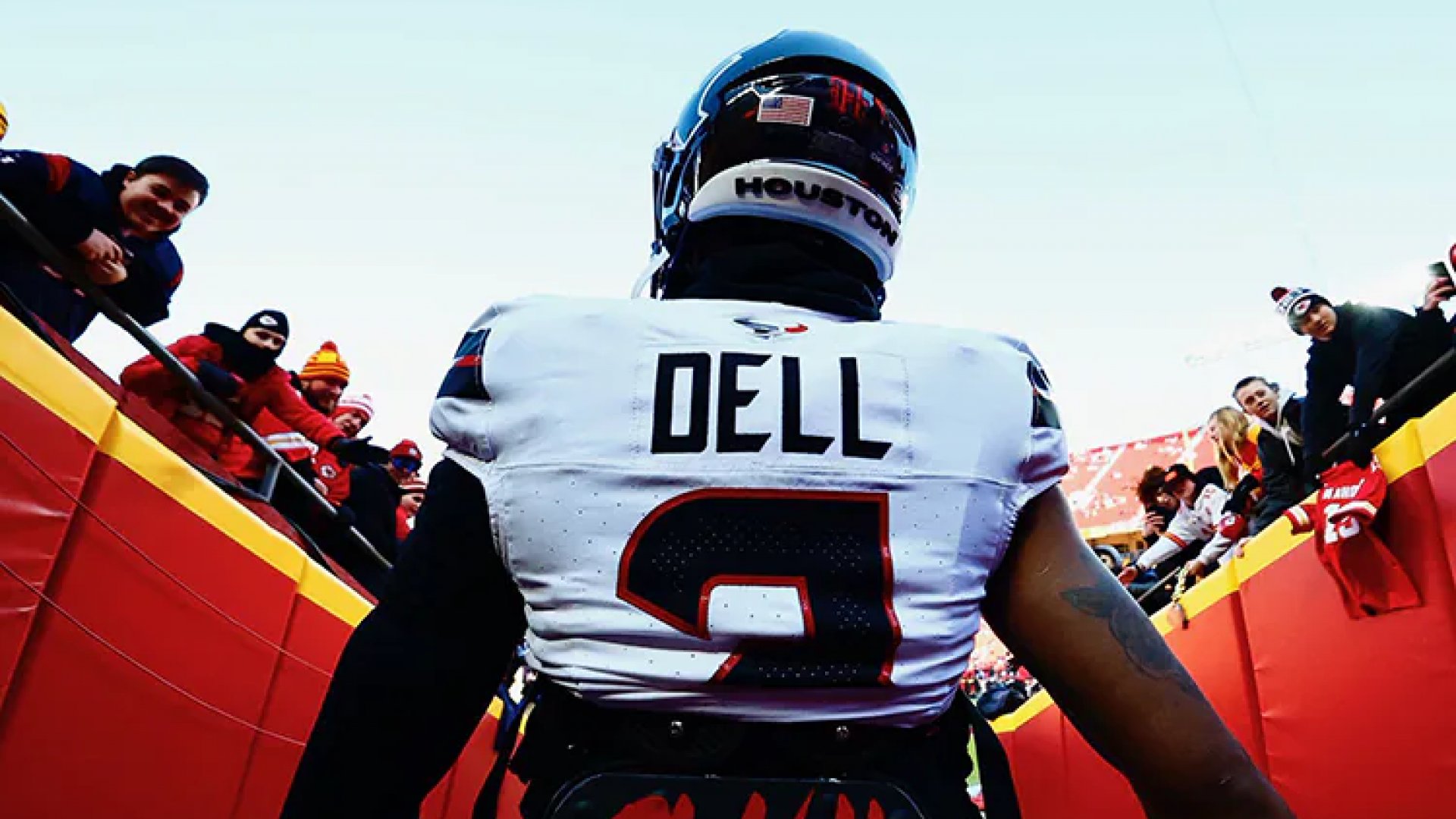 Tank Dell sufre grave lesión en la victoria de Kansas City Chiefs vs. Texans