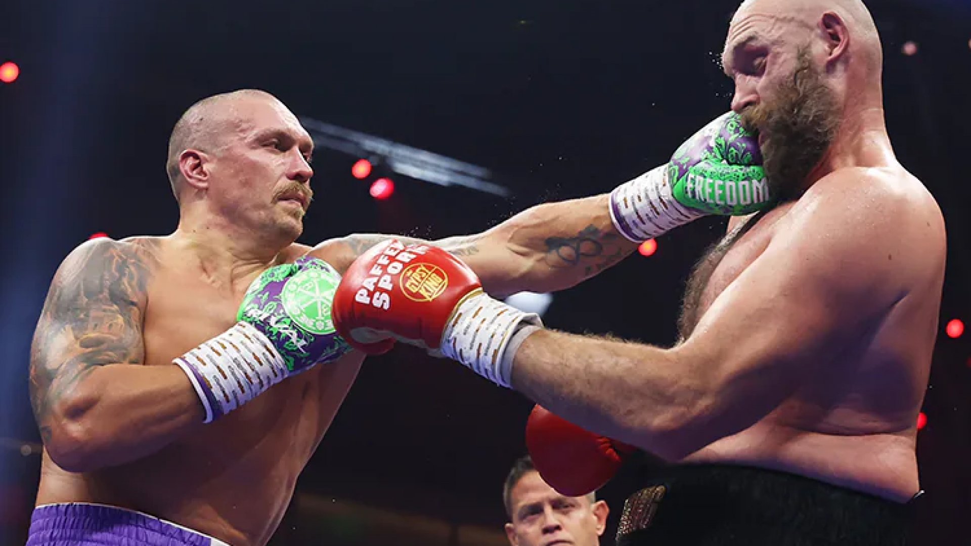 ¡Usyk vence a Fury y retiene títulos mundiales!
