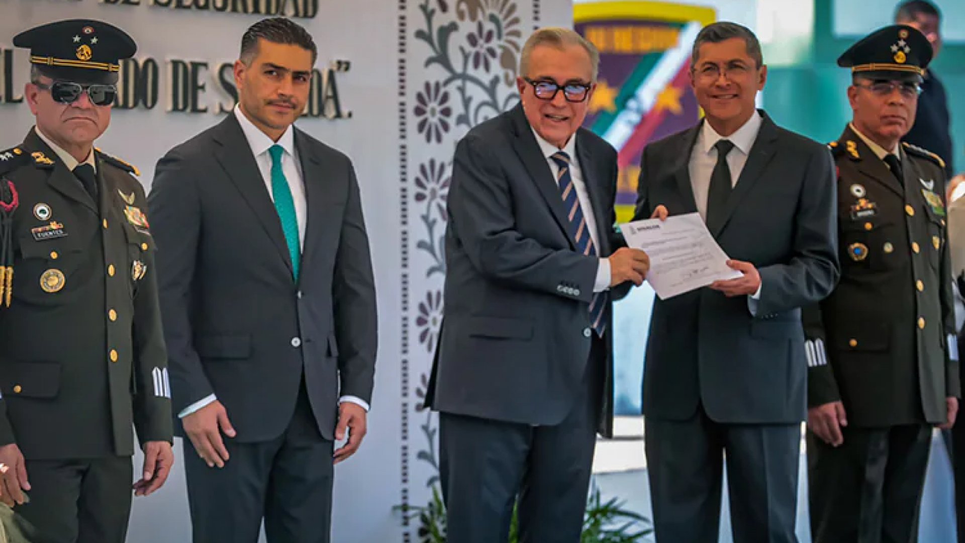 Óscar Rentería asume como secretario de Seguridad en Sinaloa