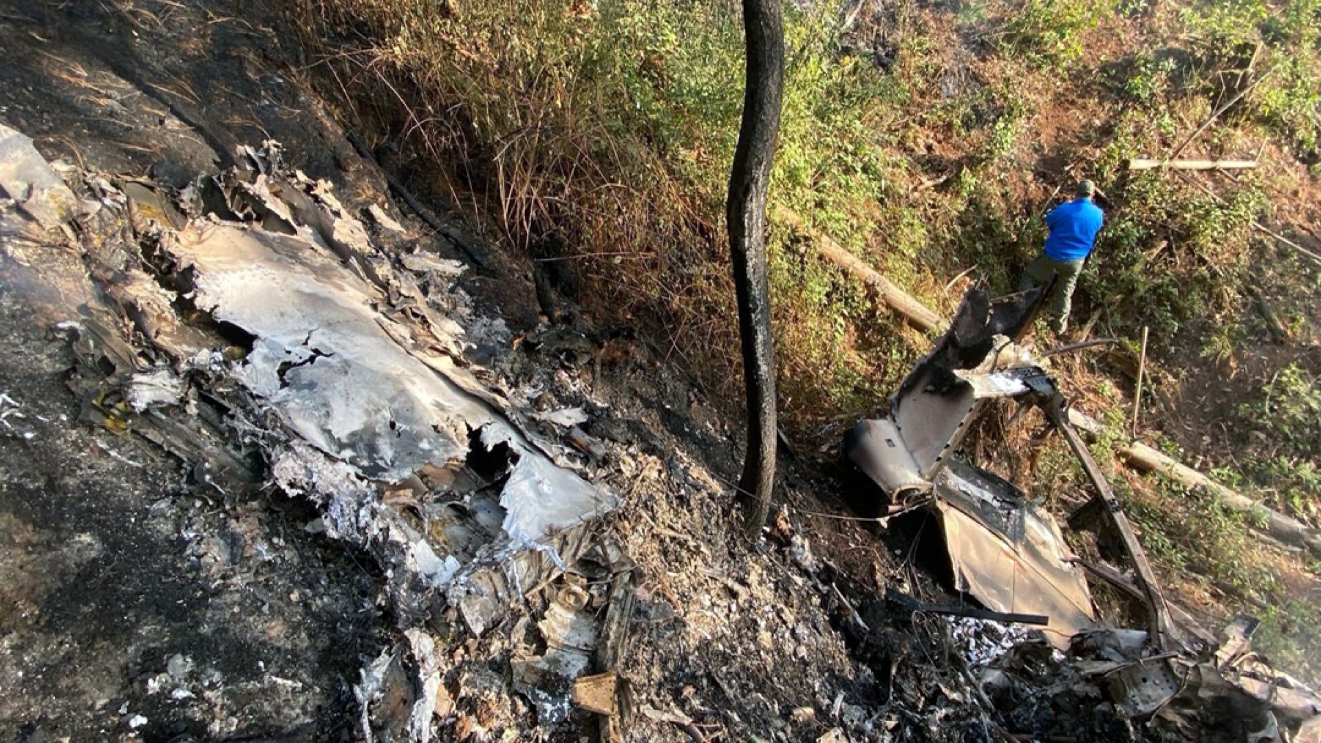 Desplome de avioneta en límites de Jalisco y Michoacán deja siete muertos