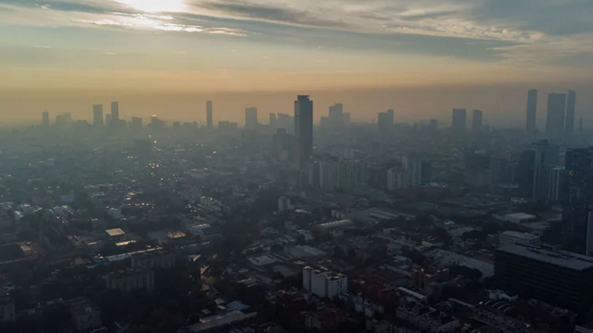 Por mala calidad del aire, activan fase preventiva en CDMX