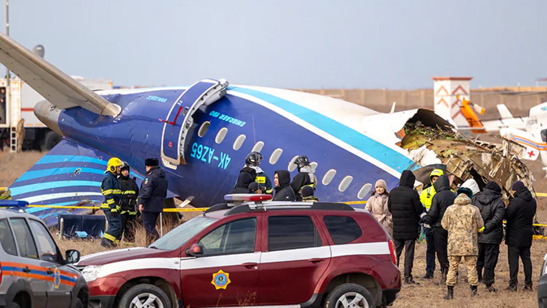 Avionazo en Kazajistán “quizá” fue causado por defensas aéreas de Rusia