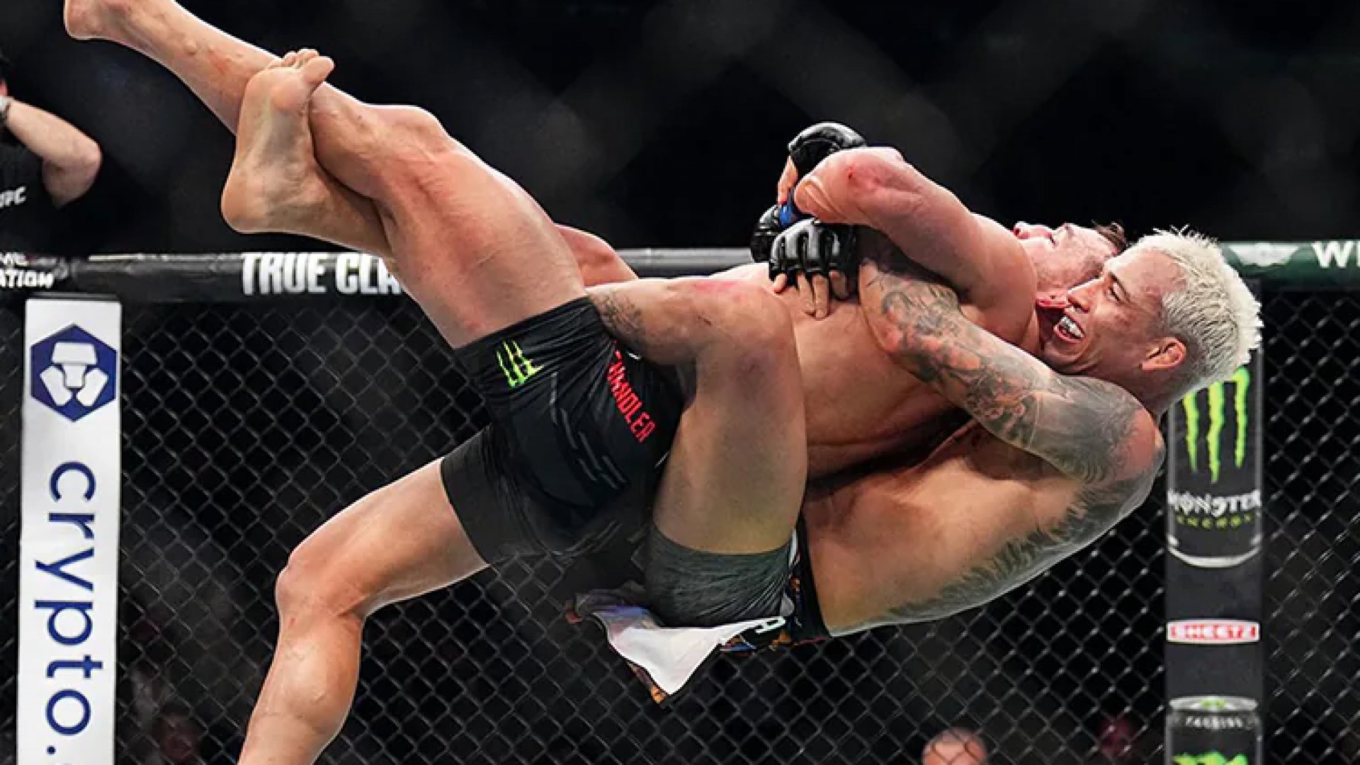Oráculo de UFC: Tom Aspinall predice los campeones de 2025