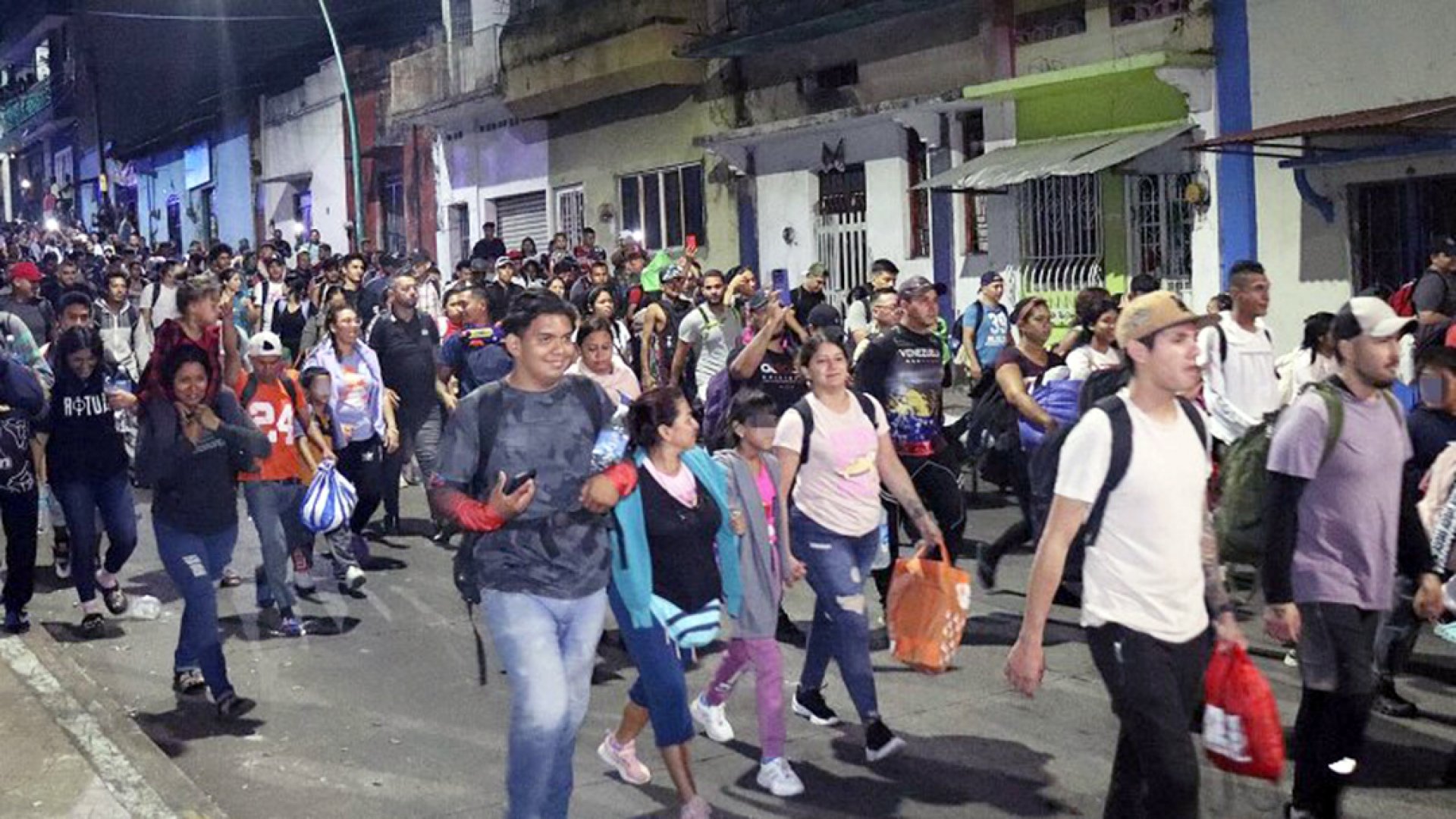 Primera caravana migrante de 2025 parte de Tapachula rumbo a Estados Unidos