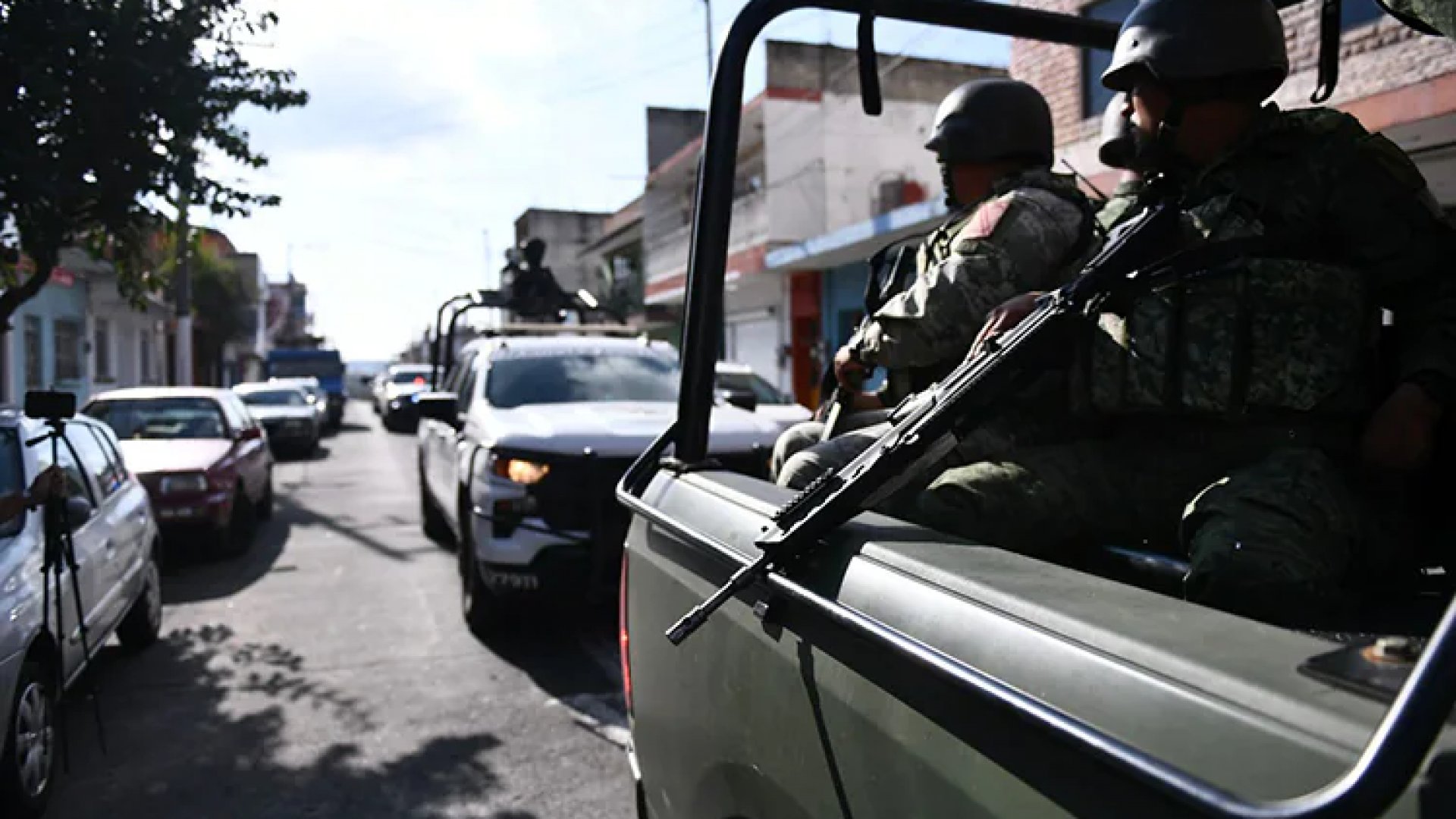 Barrio del Dique, en Xalapa, atestigua operativo contra el narco; hay diez detenidos