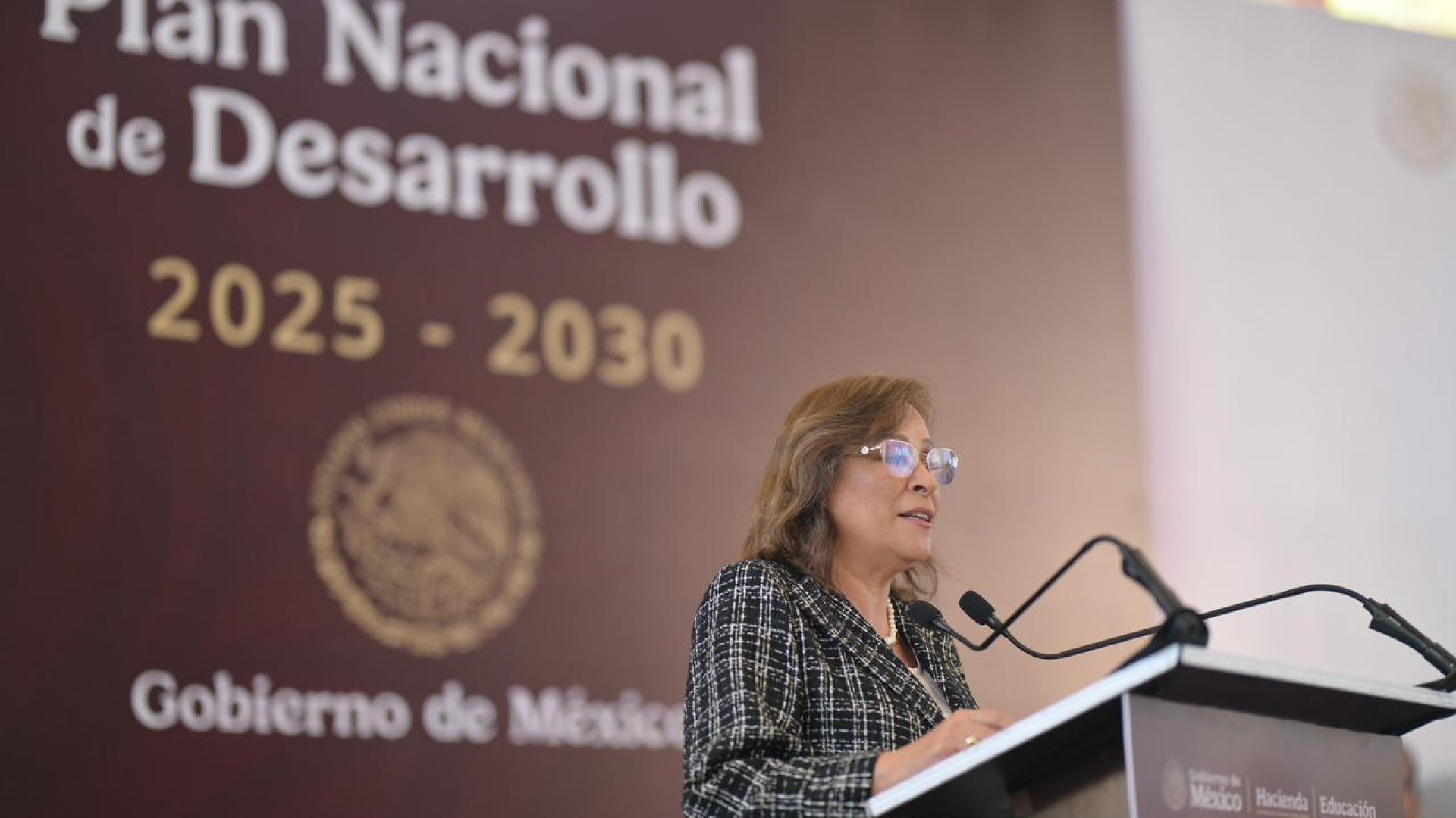 SEP y gobierno de Veracruz promueven Plan Nacional de Desarrollo 2025-2030