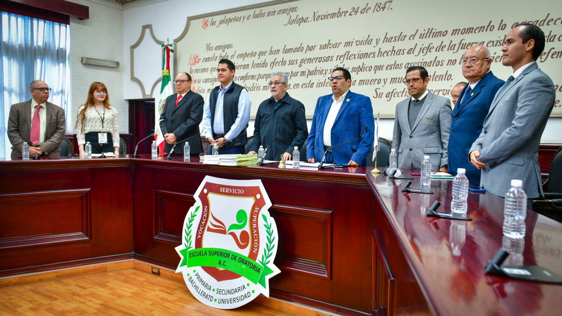 Conmemora Ayuntamiento aniversario de la Escuela Superior de Oratoria