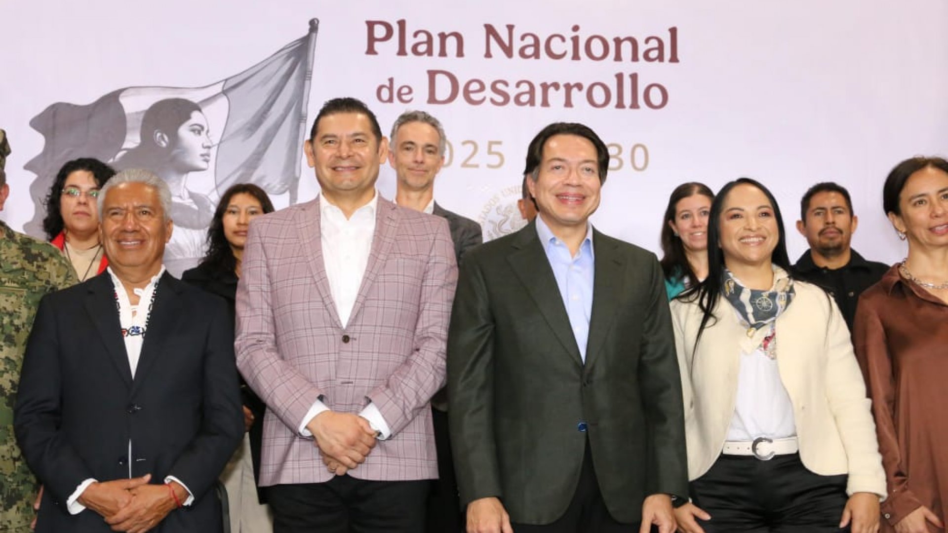 Mario Delgado y Armenta inauguran foro para el Plan Nacional de Desarrollo 2025-2030